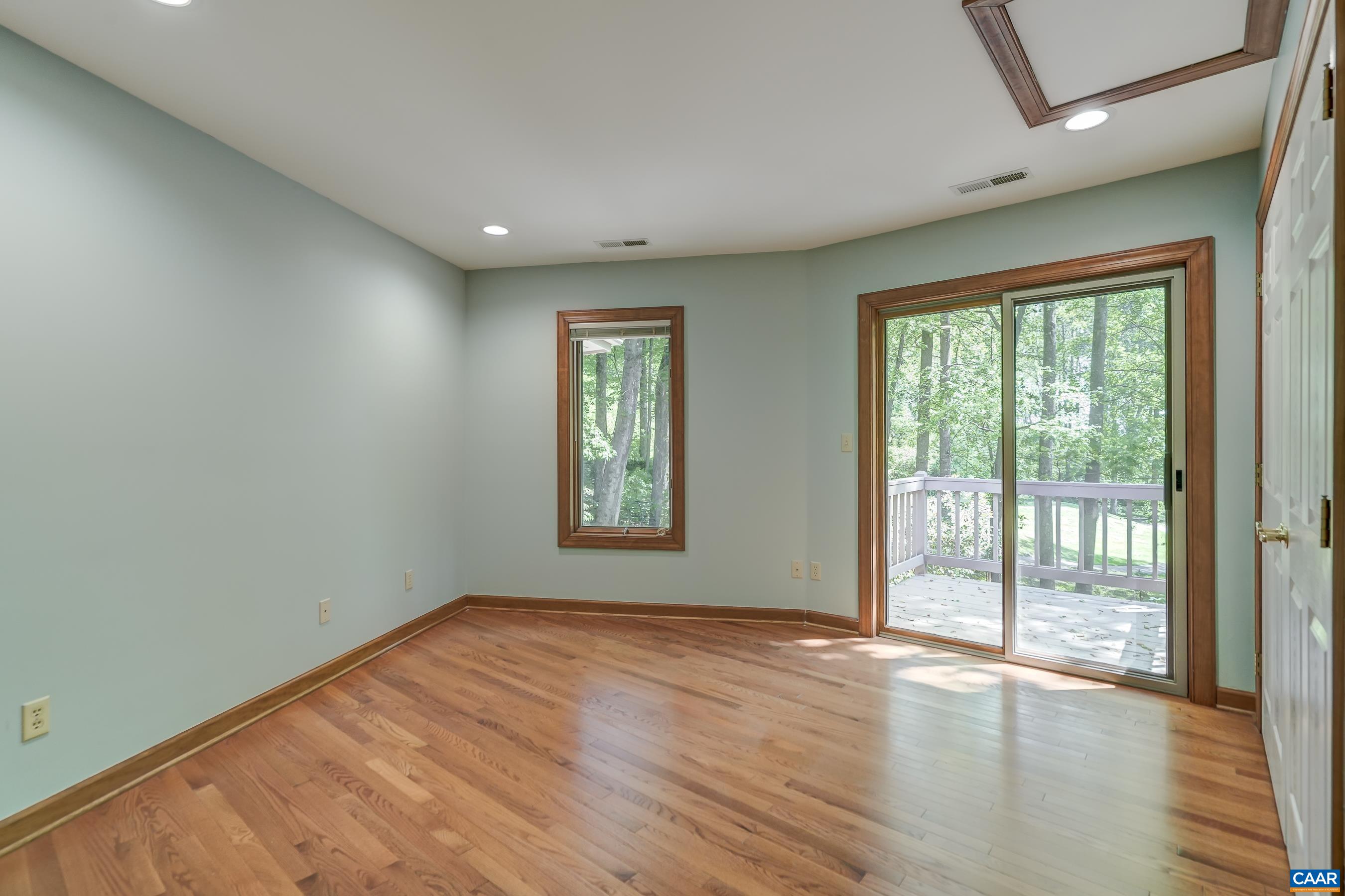 691 STONEY CREEK WEST