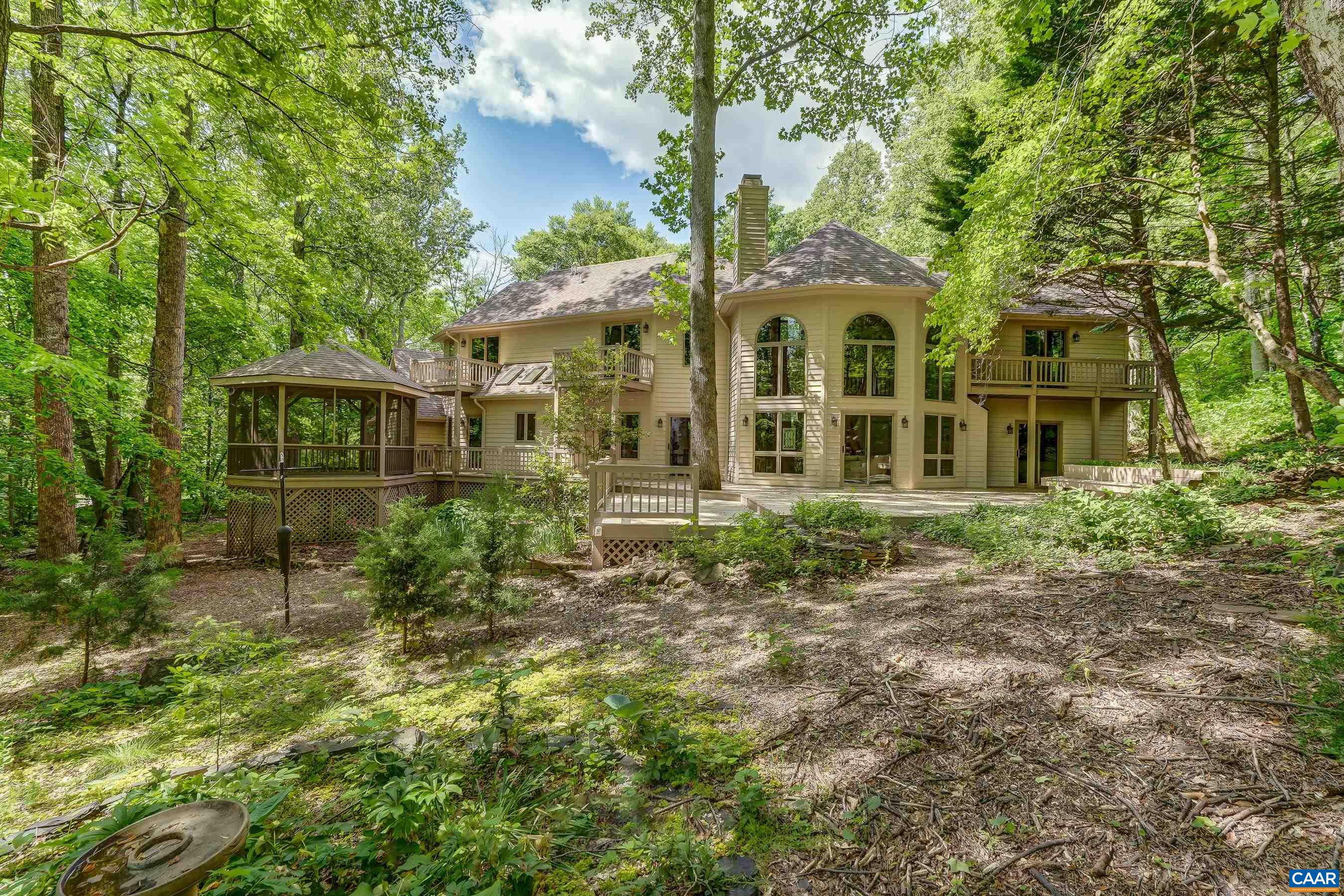 691 STONEY CREEK WEST