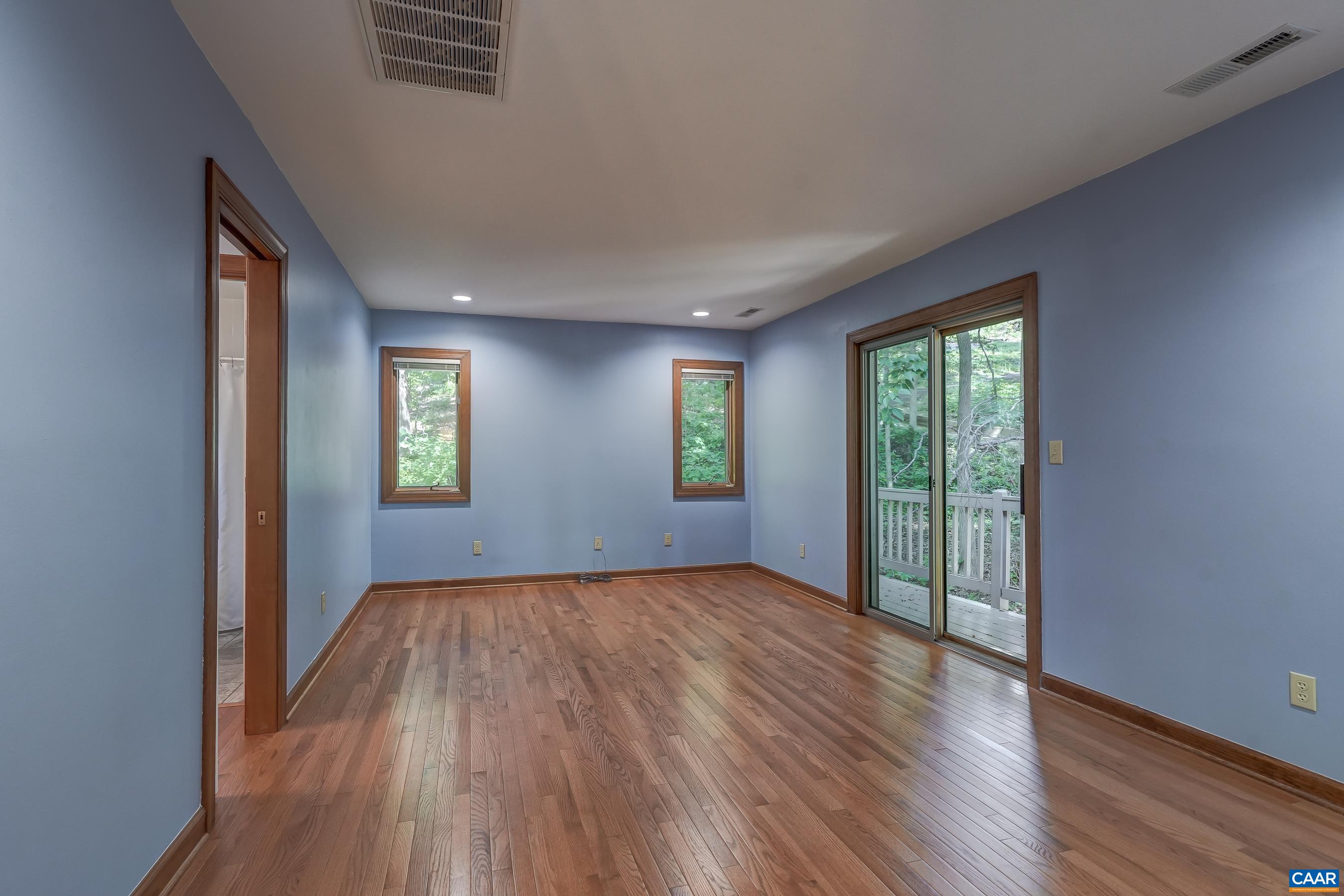 691 STONEY CREEK WEST