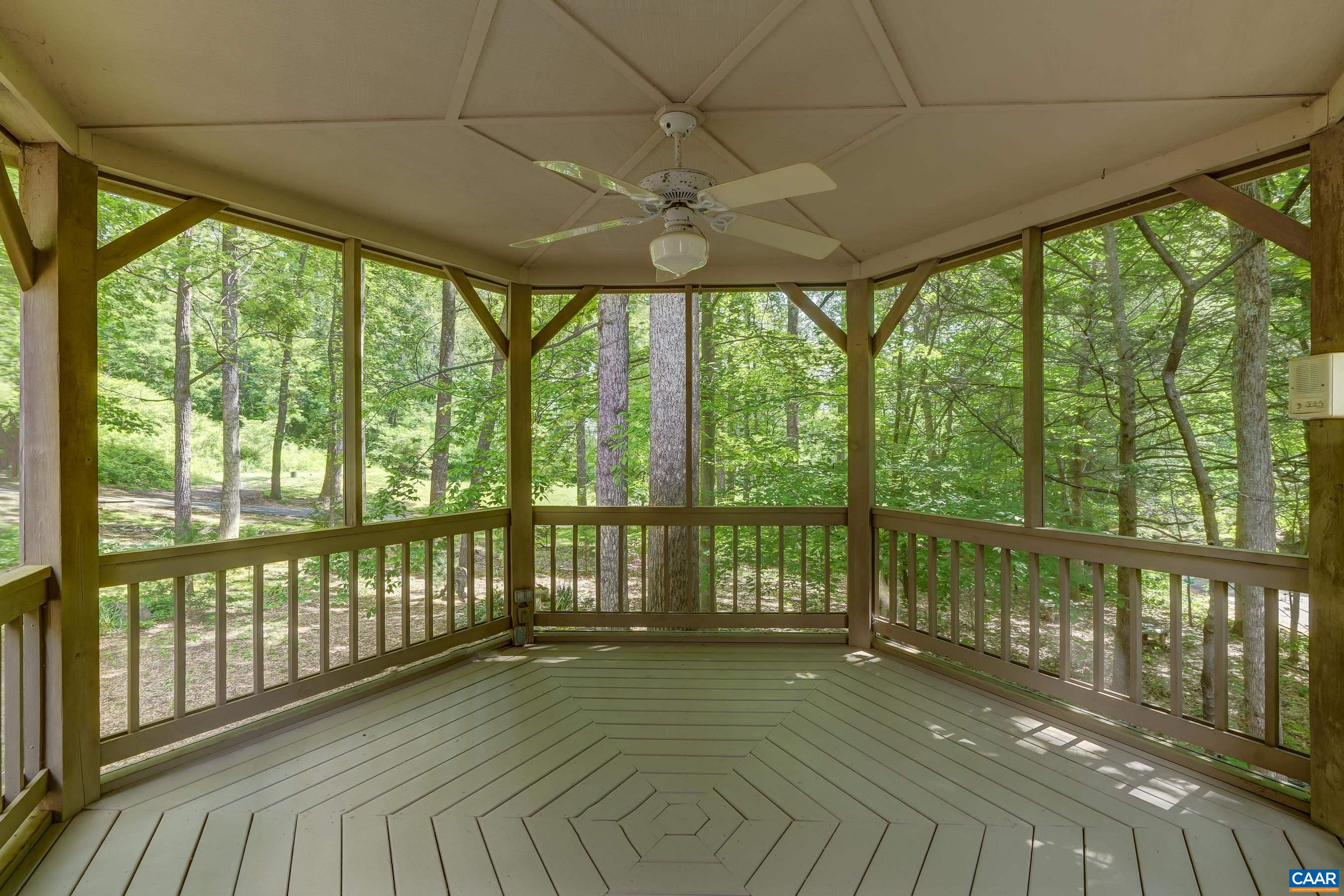 691 STONEY CREEK WEST