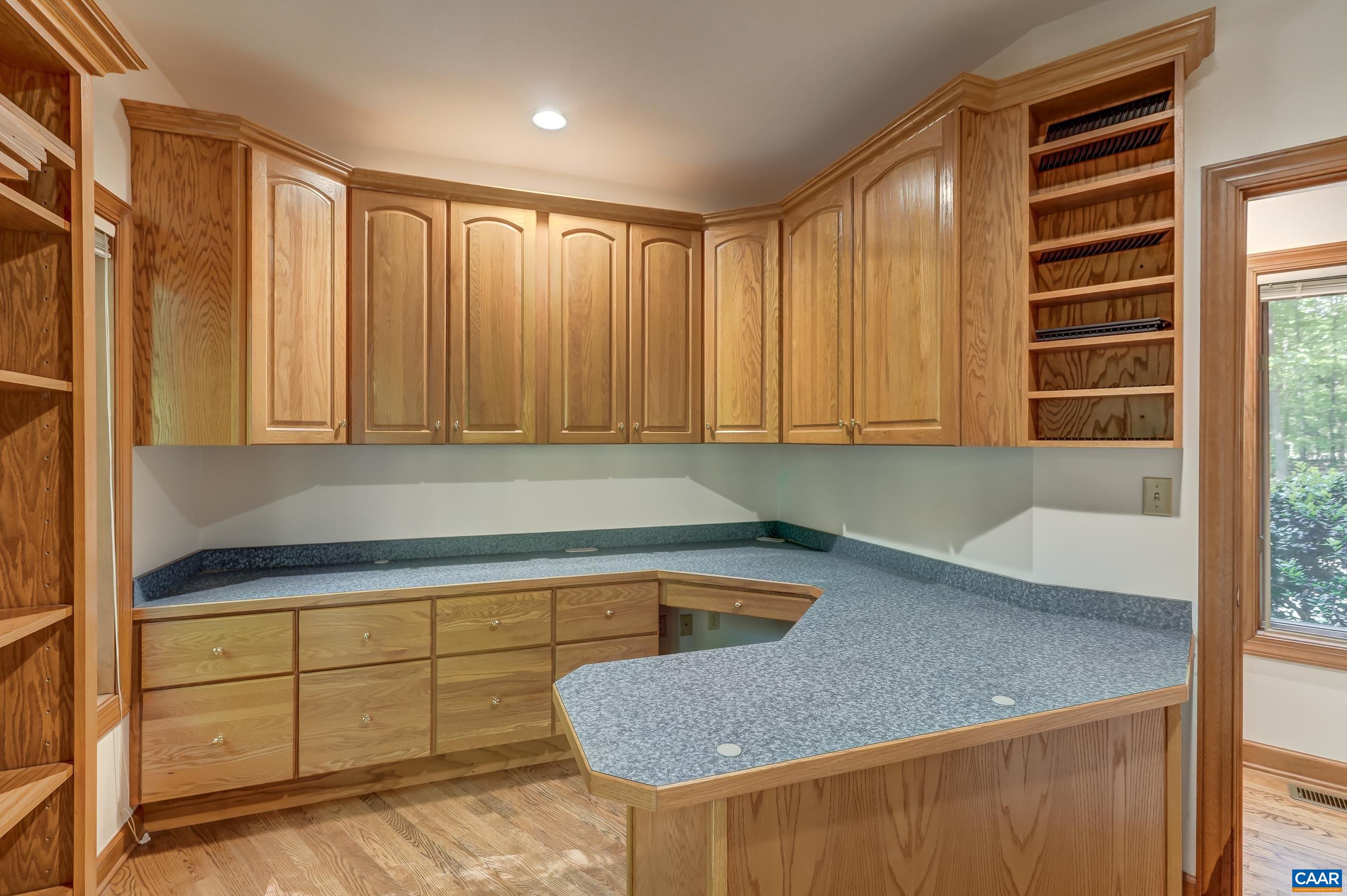 691 STONEY CREEK WEST