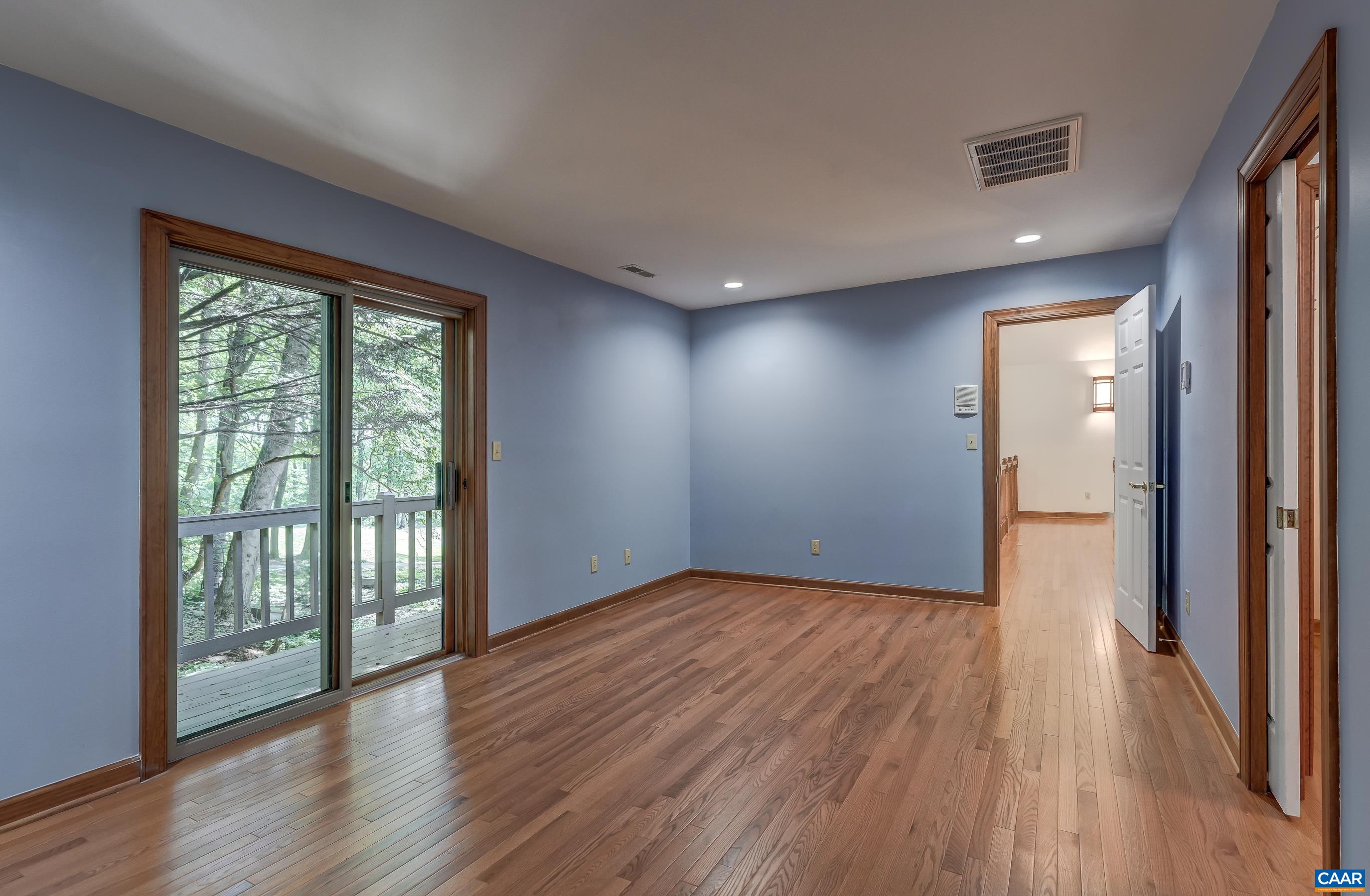 691 STONEY CREEK WEST