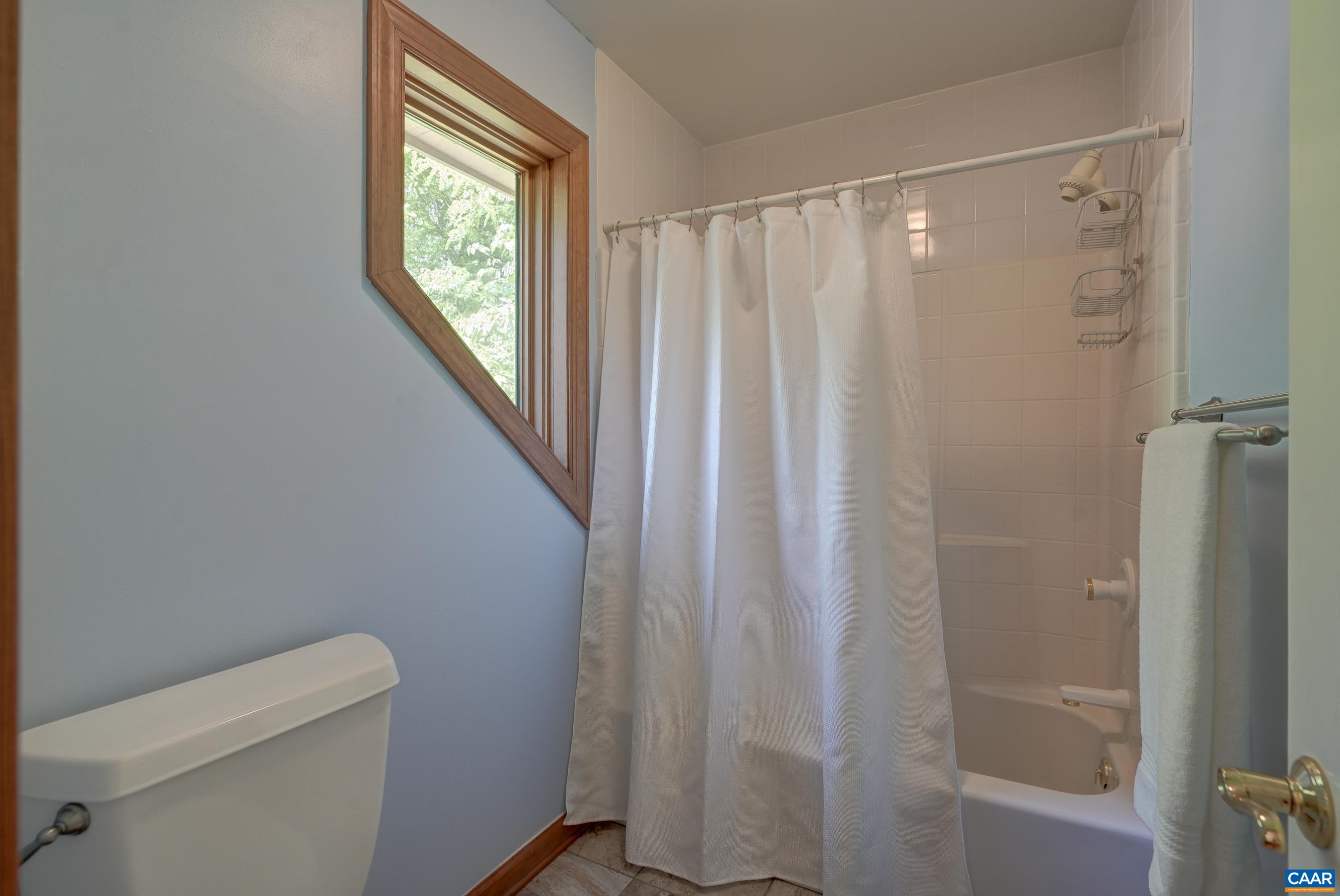 691 STONEY CREEK WEST