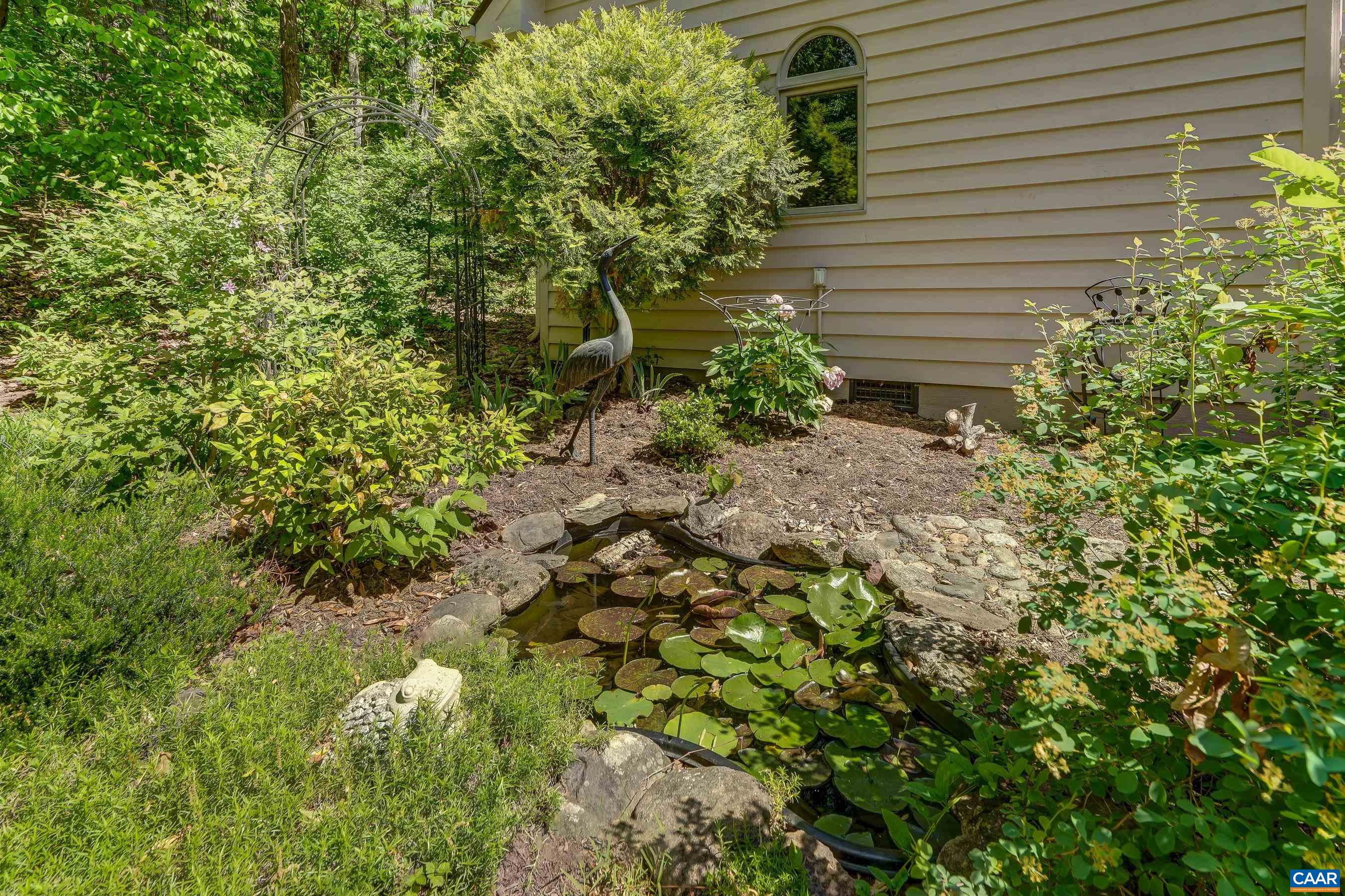 691 STONEY CREEK WEST
