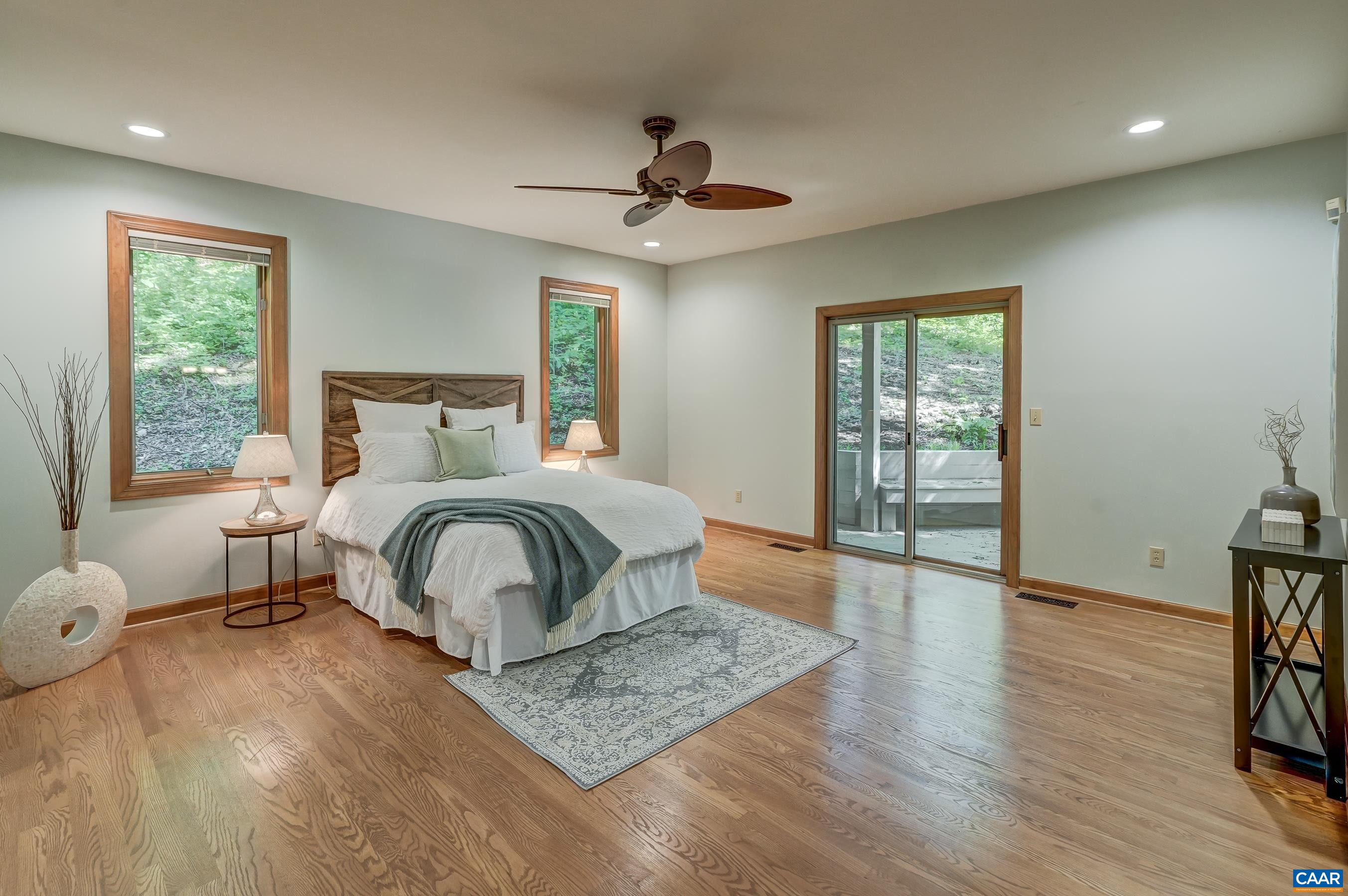 691 STONEY CREEK WEST