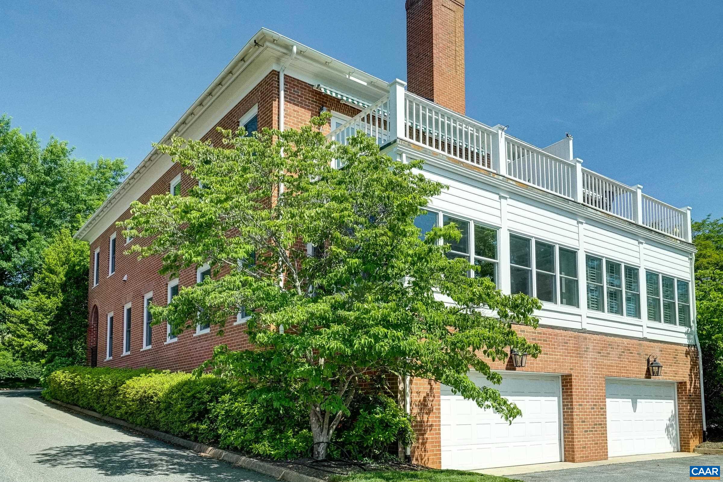 512 WORTHINGTON DR Unit: B