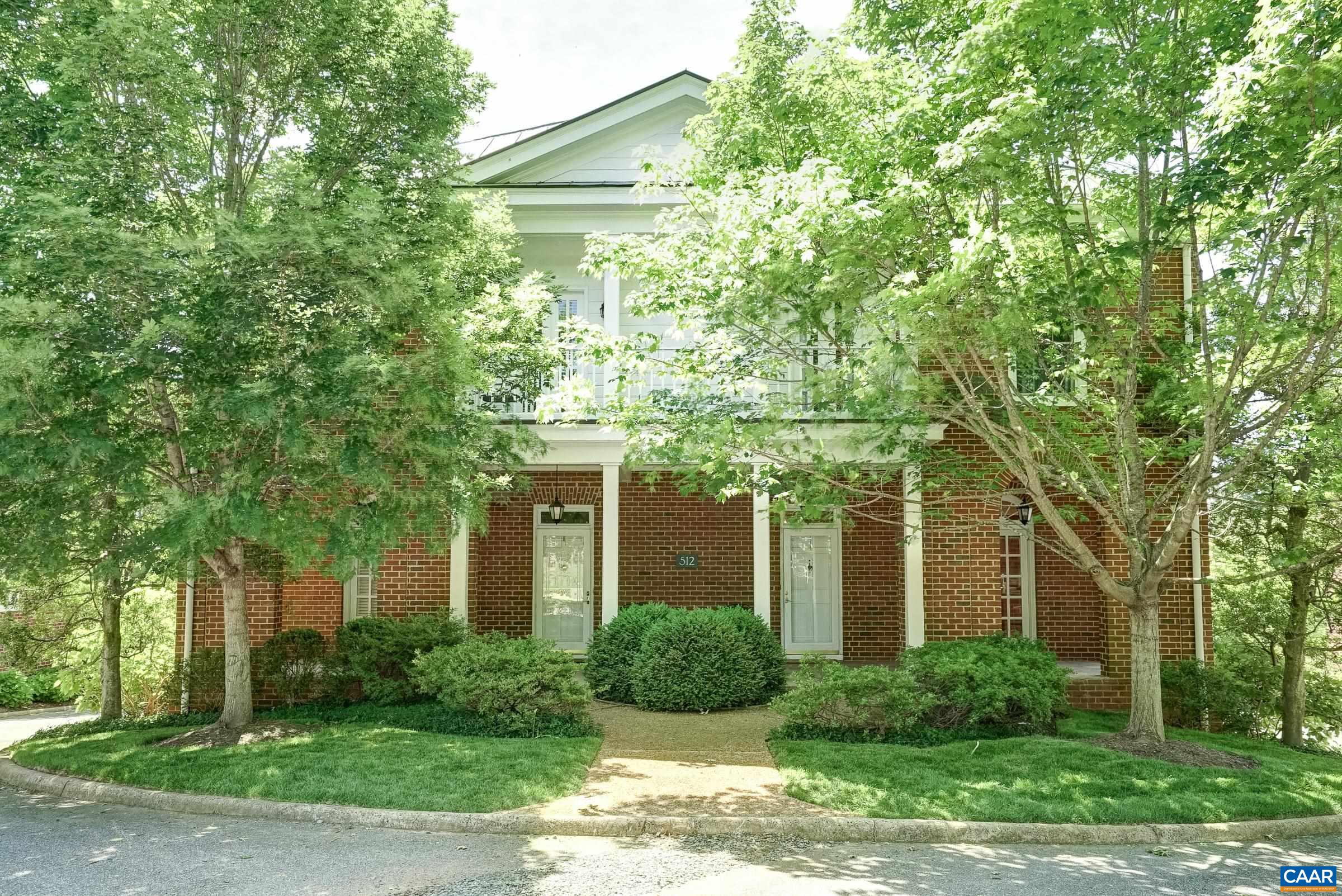 512 WORTHINGTON DR Unit: B