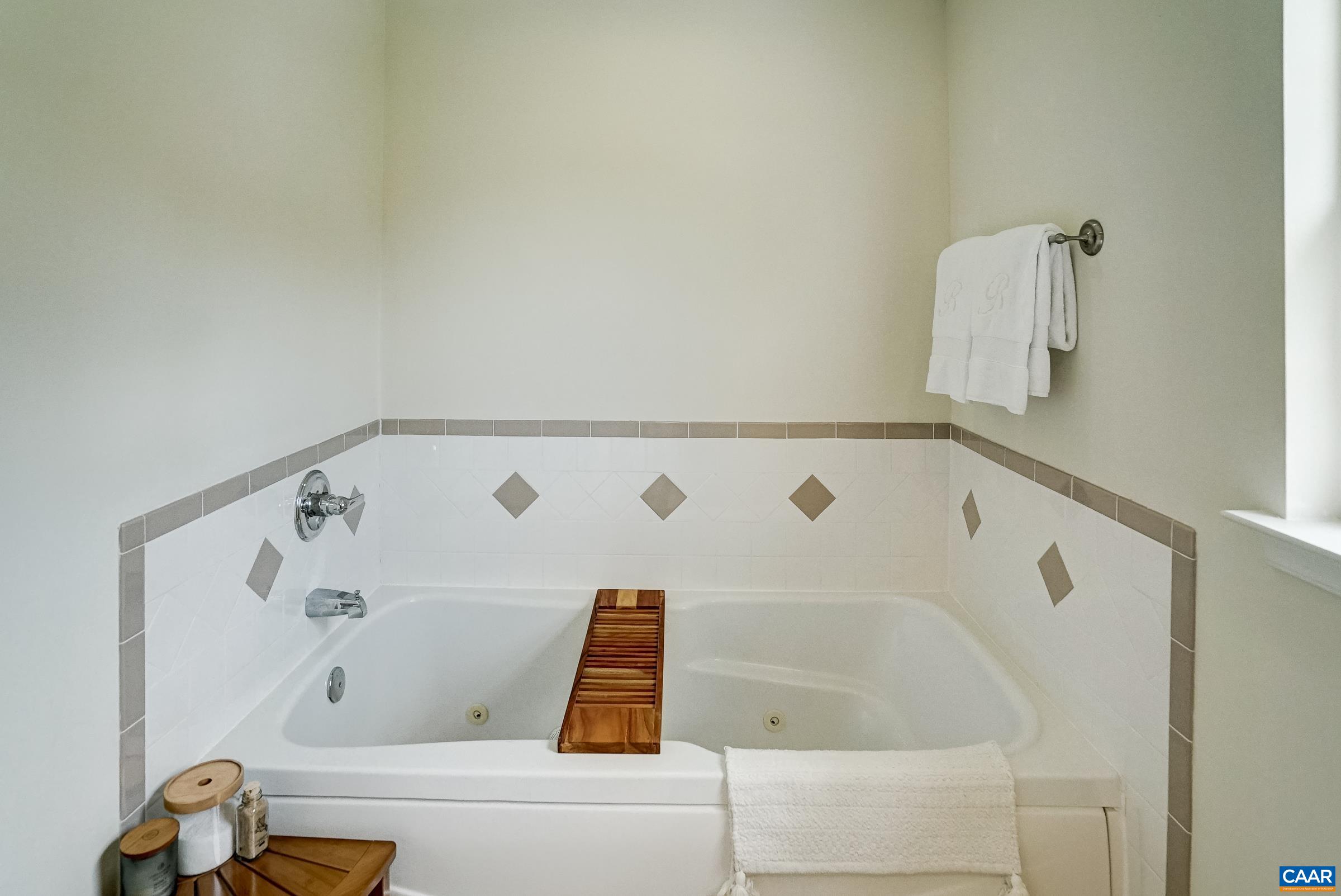 332 OVERVIEW ST