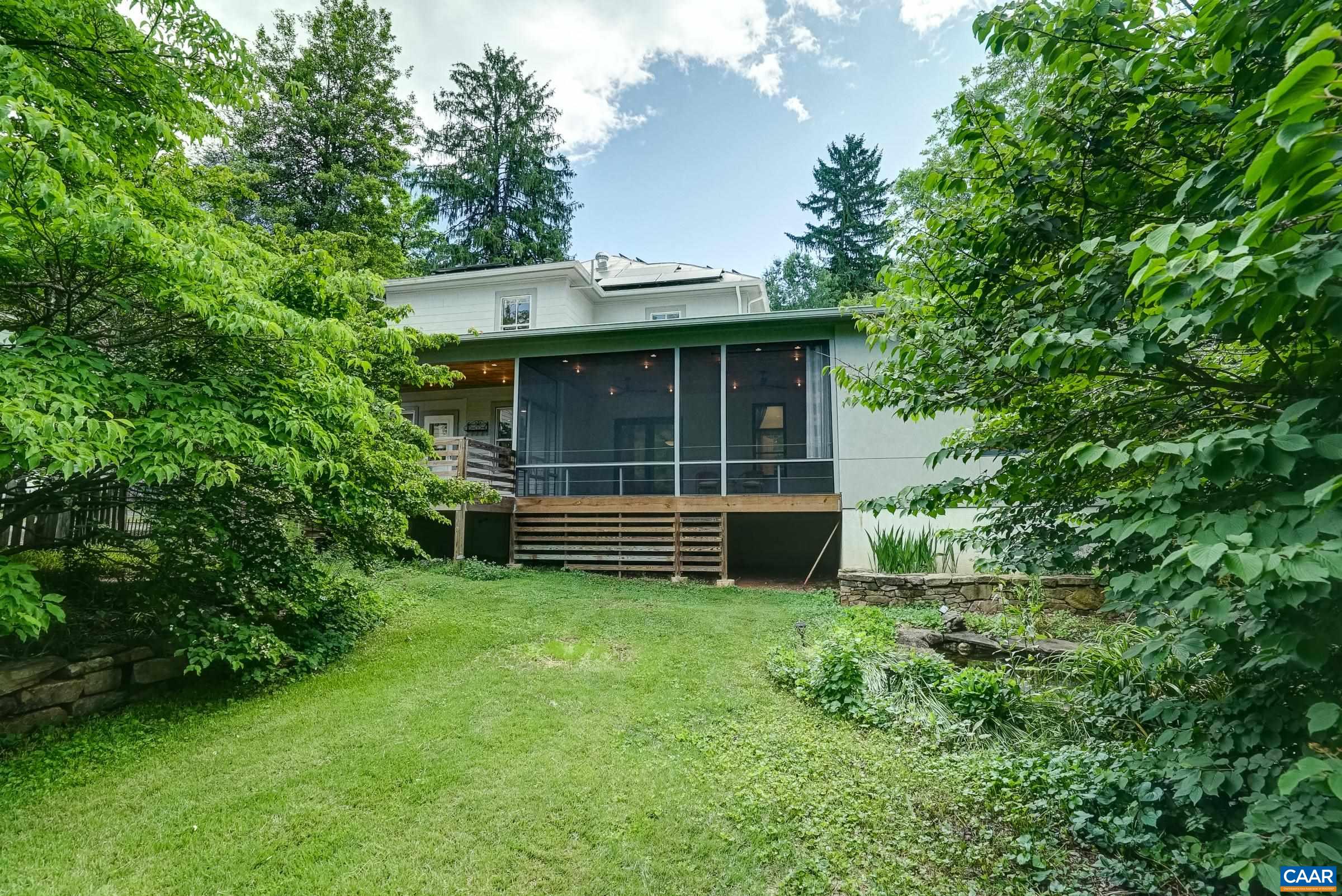 2425 JEFFERSON PARK AVE