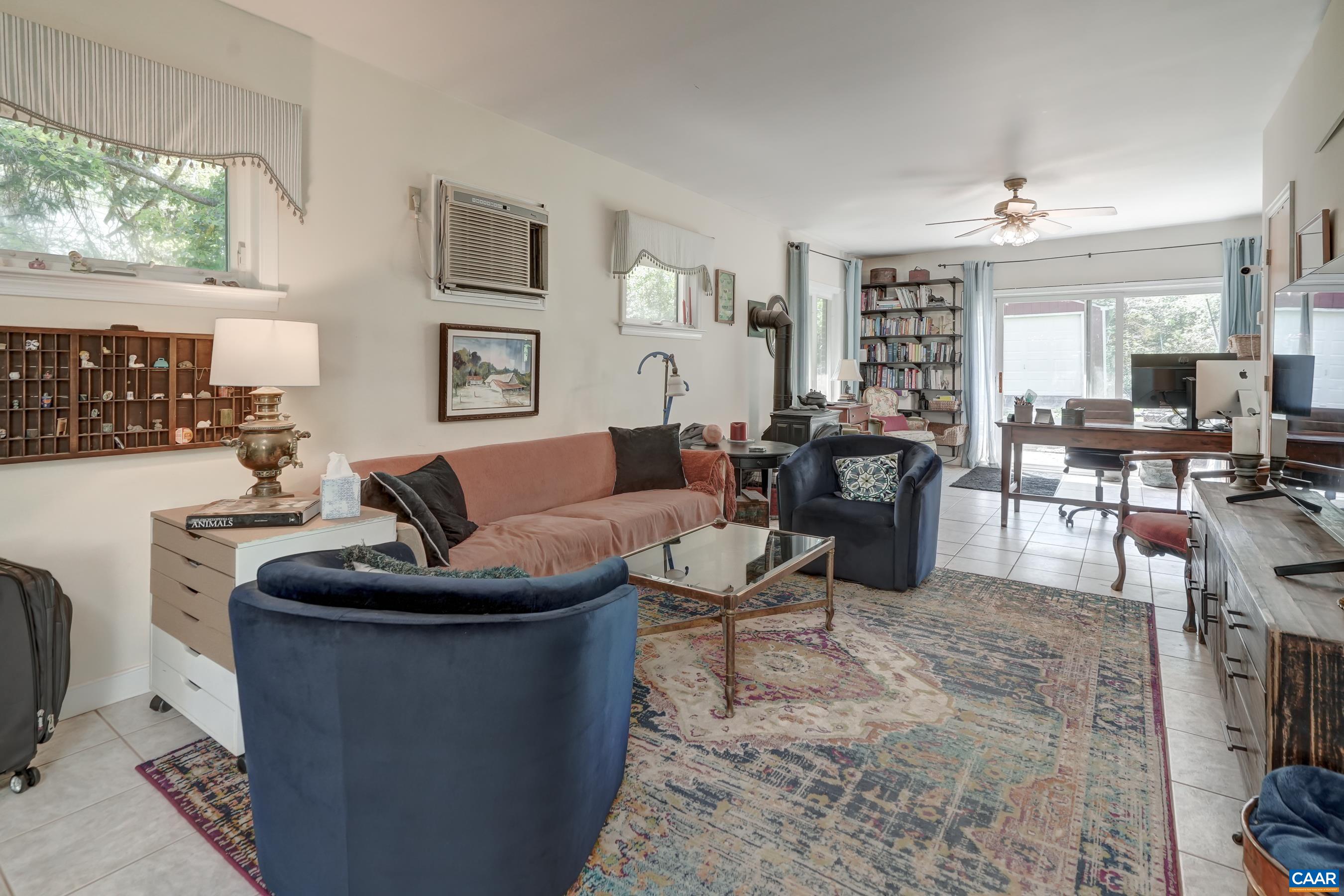 1514 WESTWOOD RD Unit: A and B