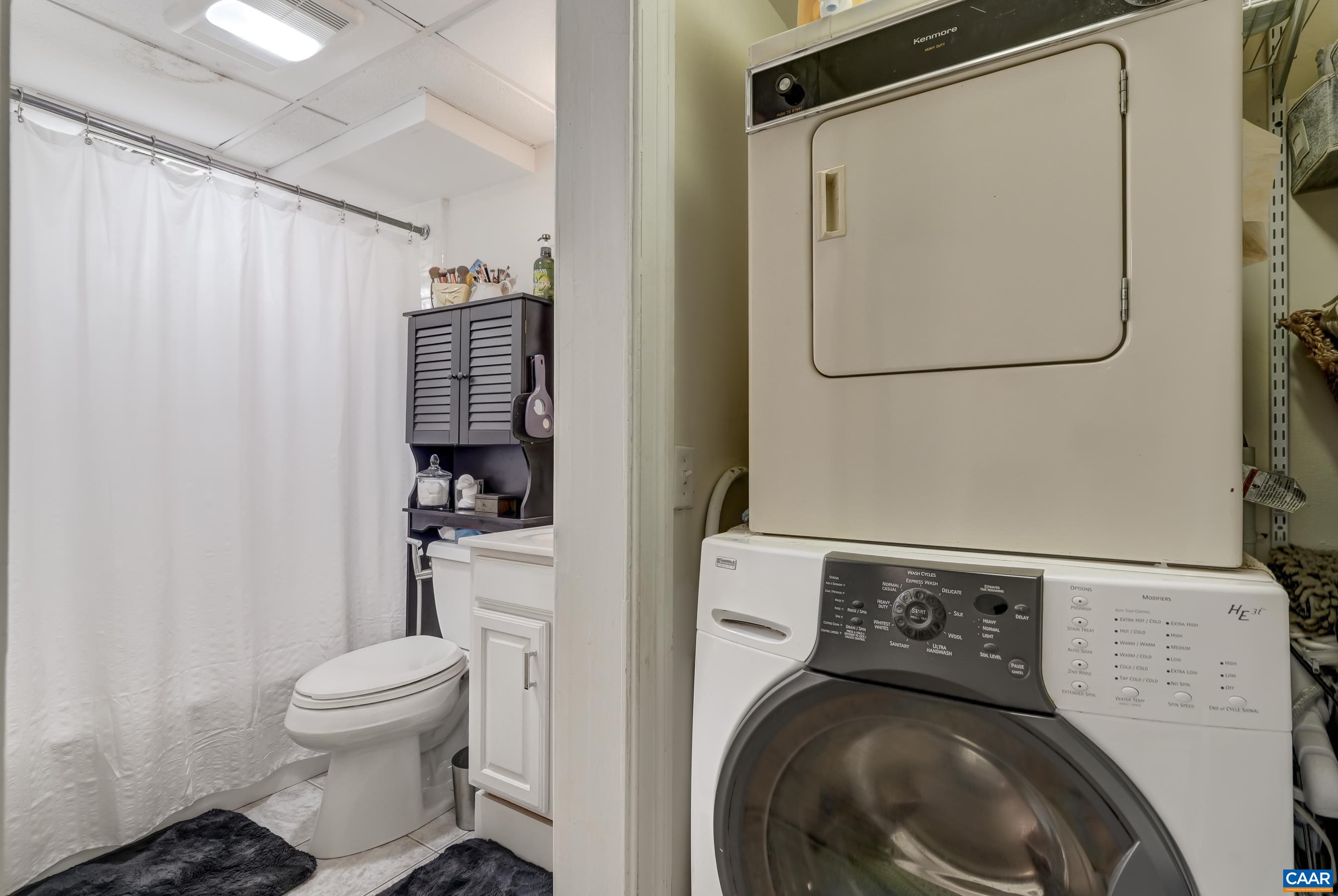 1514 WESTWOOD RD Unit: A and B