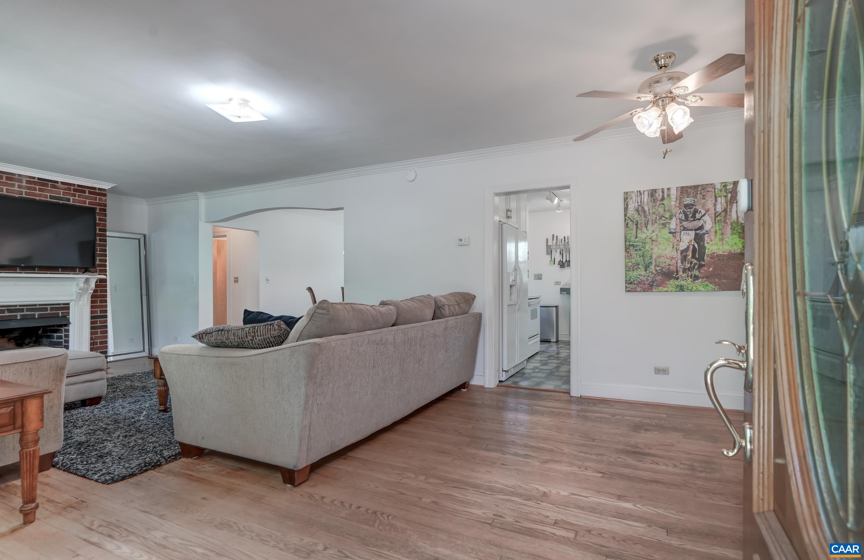 1514 WESTWOOD RD Unit: A and B