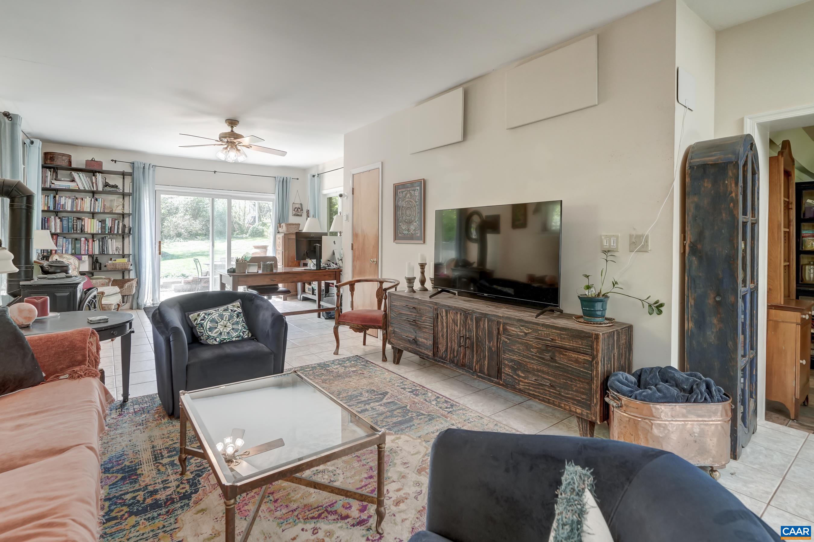 1514 WESTWOOD RD Unit: A and B