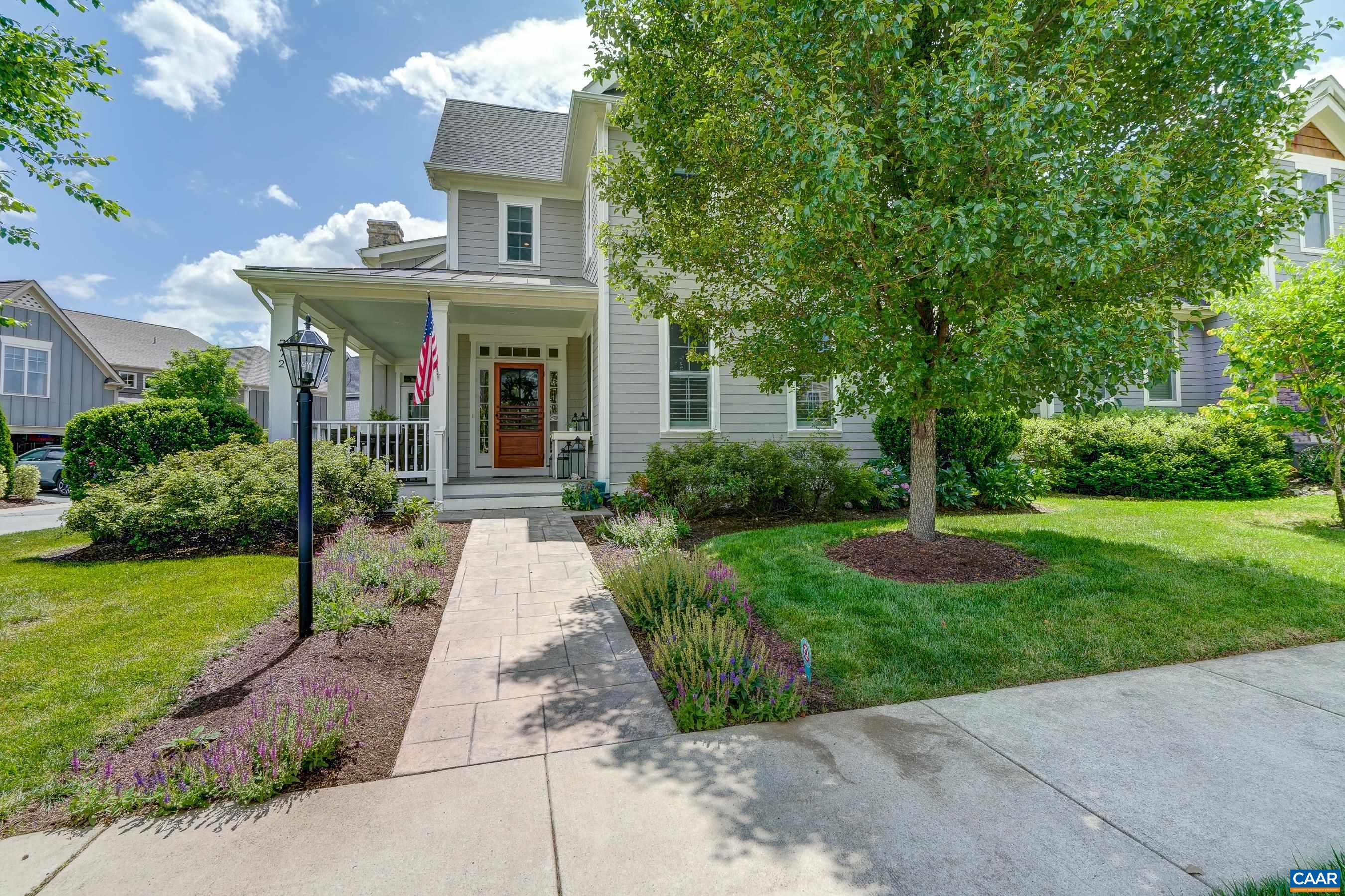 772 GOLF VIEW DR