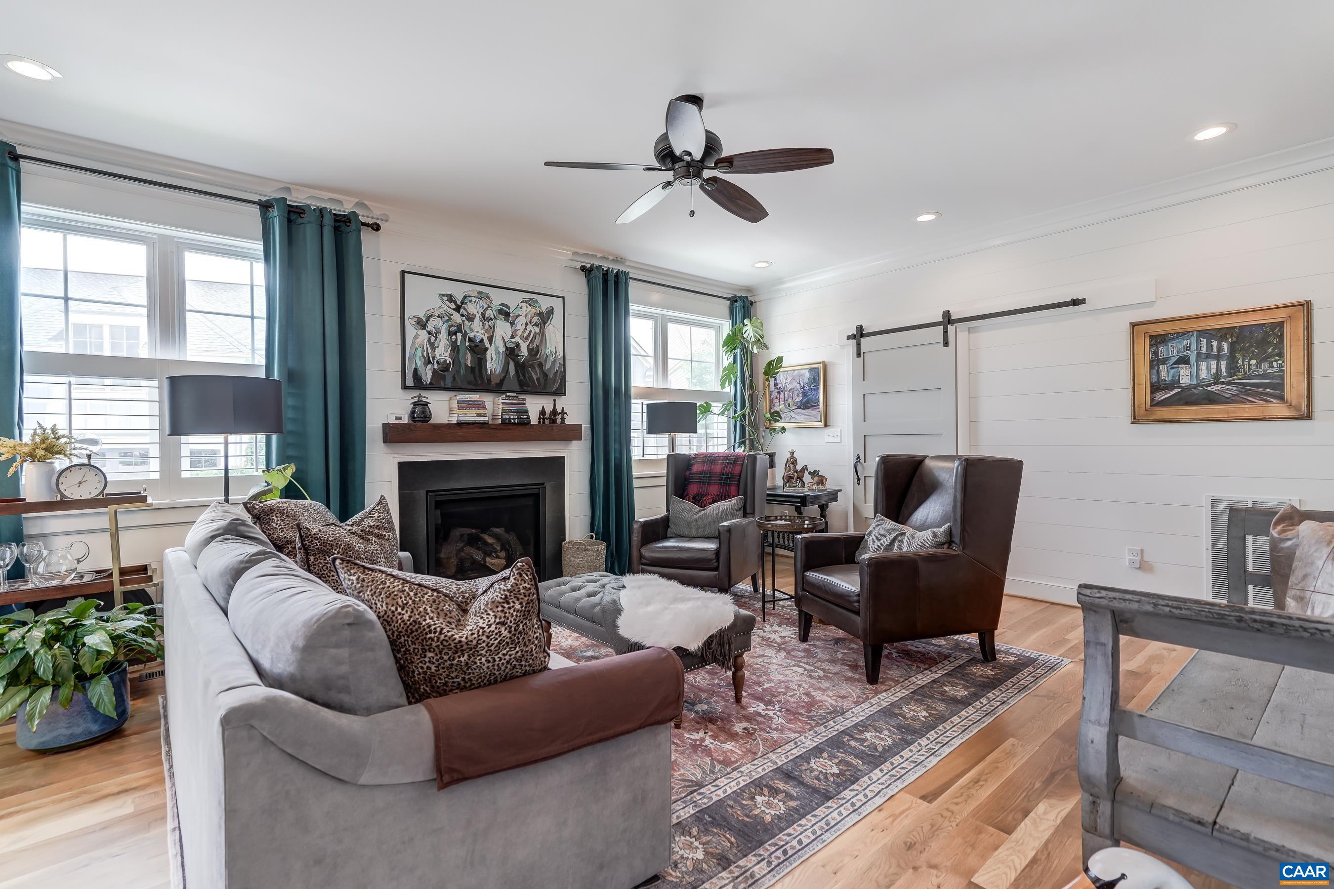772 GOLF VIEW DR