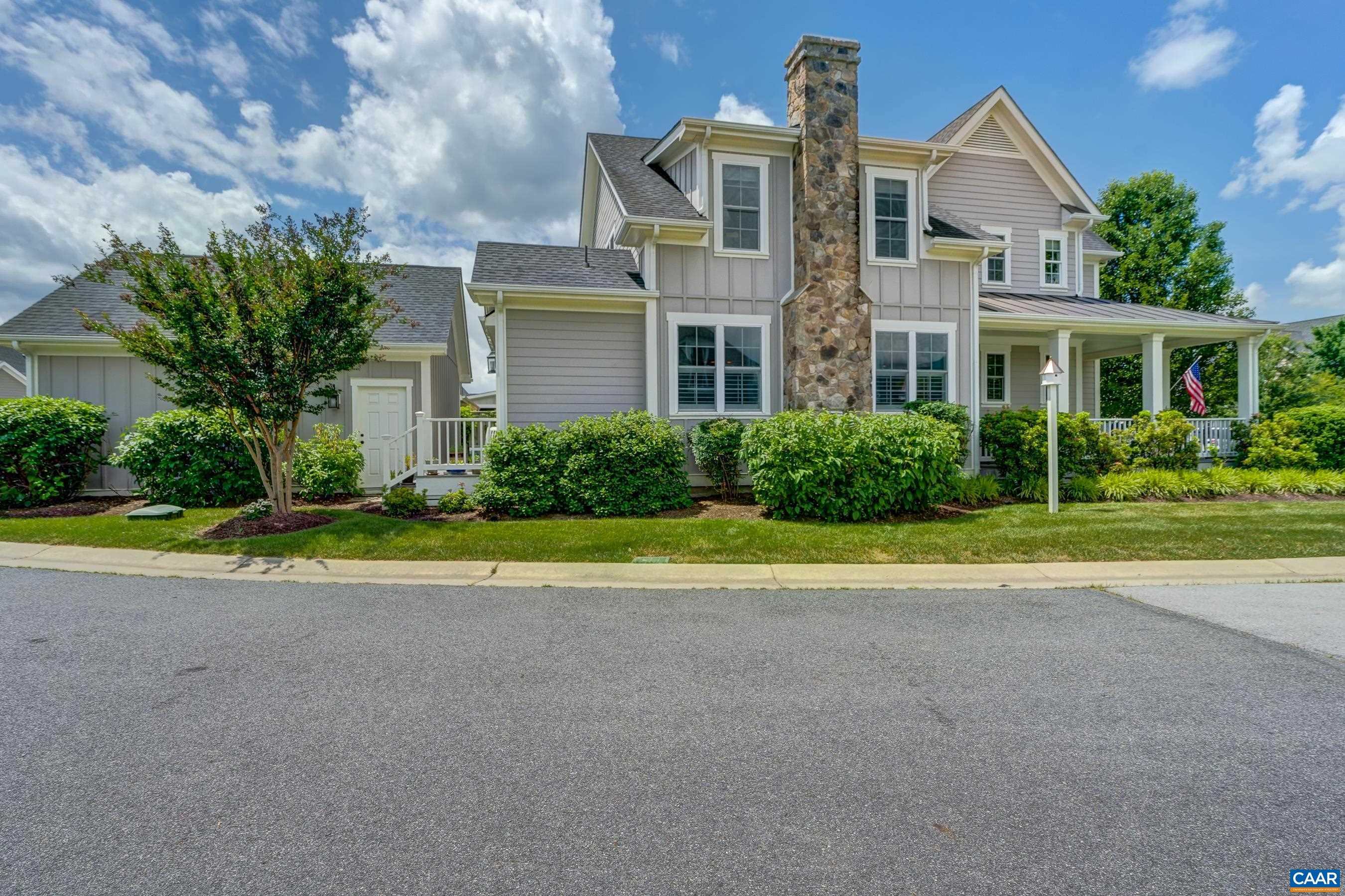 772 GOLF VIEW DR