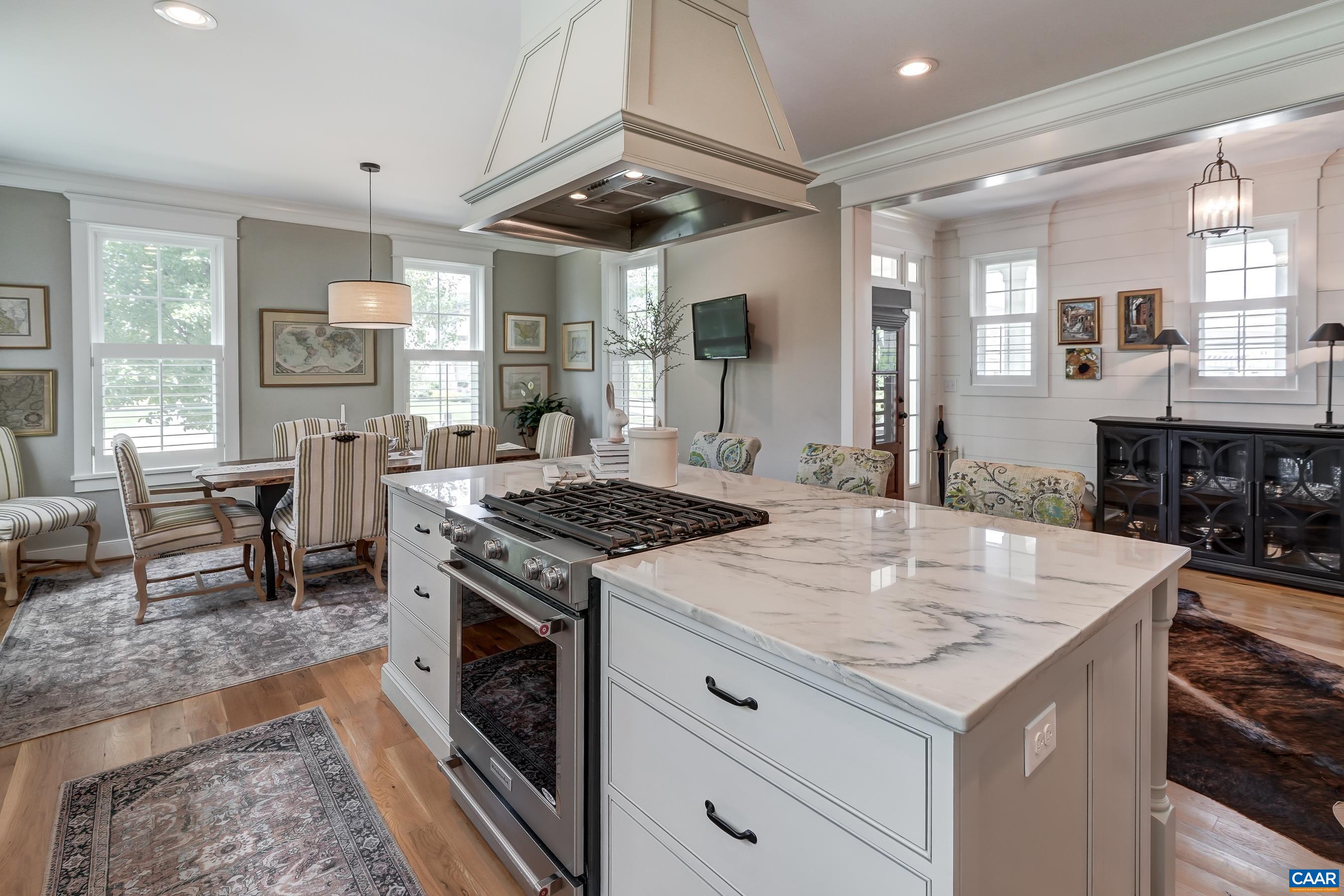 772 GOLF VIEW DR