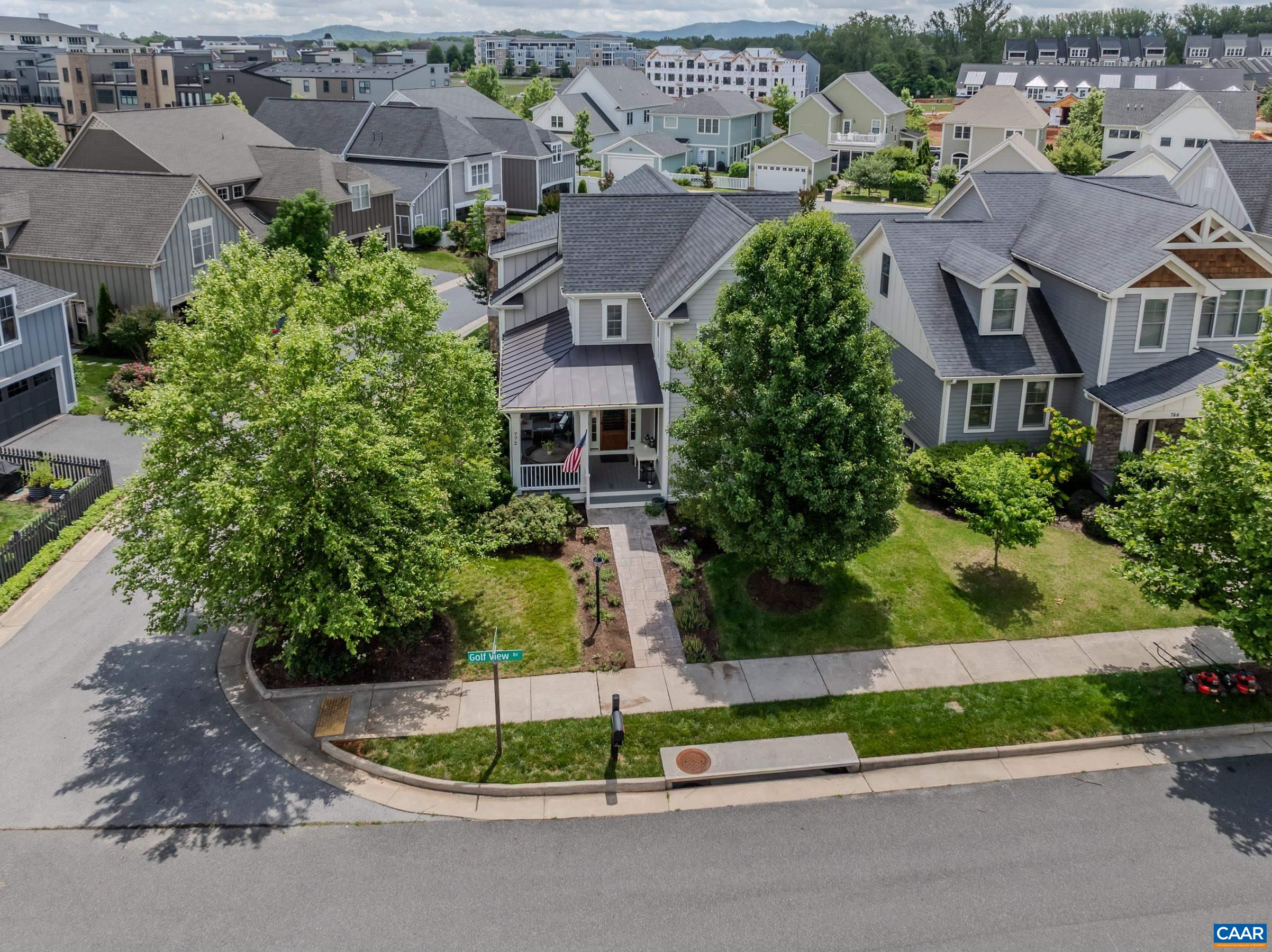 772 GOLF VIEW DR