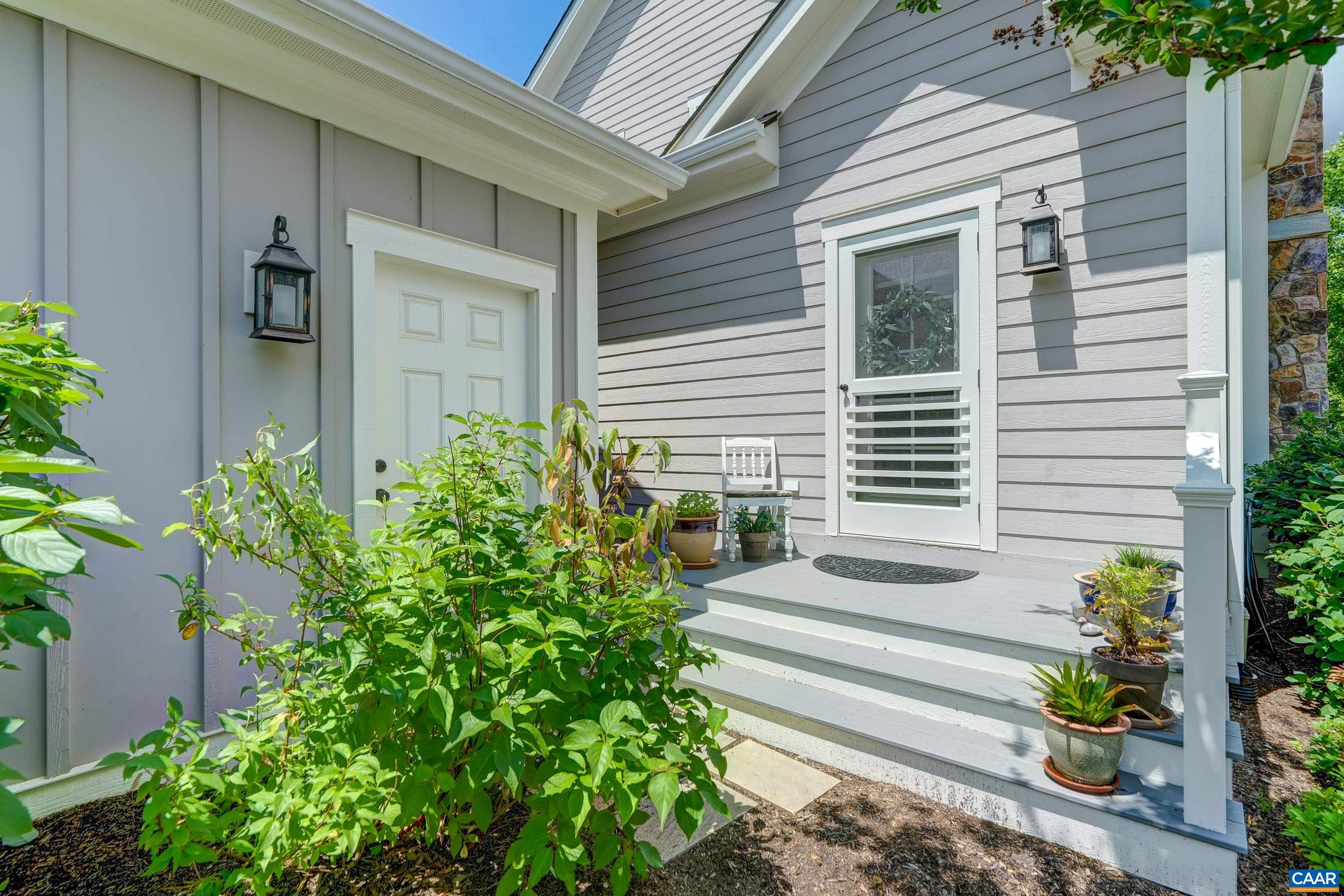772 GOLF VIEW DR