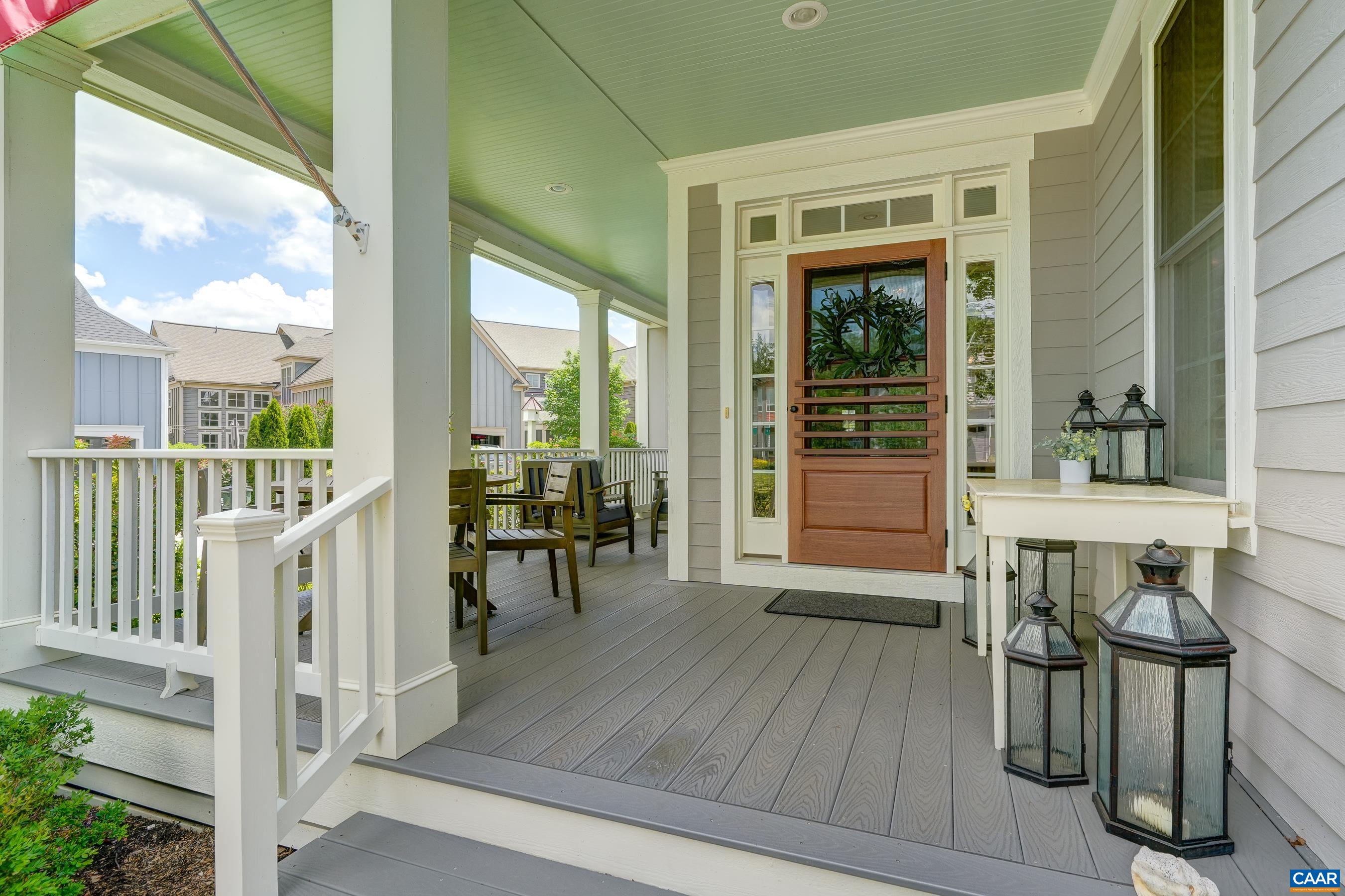 772 GOLF VIEW DR