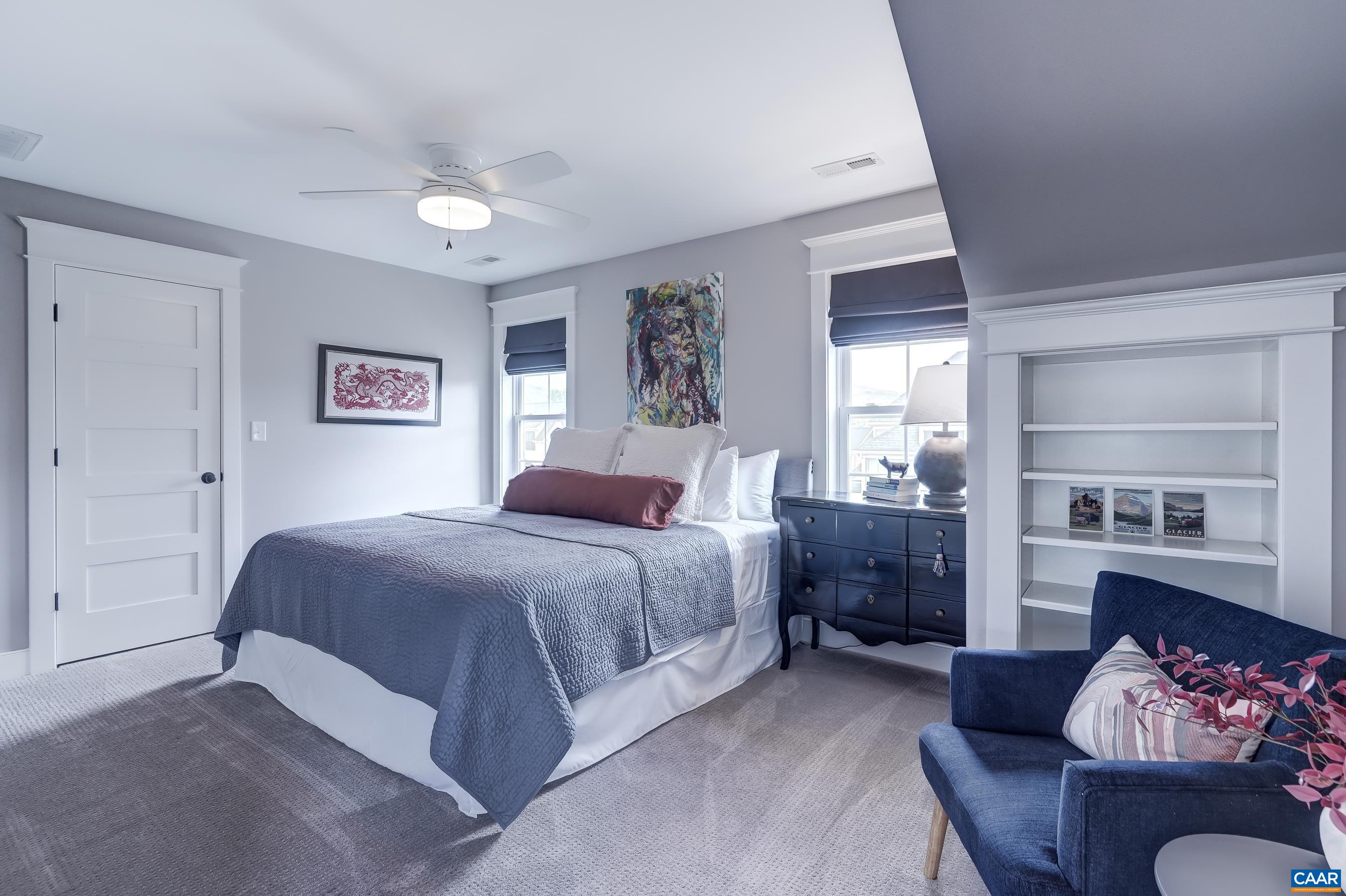 772 GOLF VIEW DR
