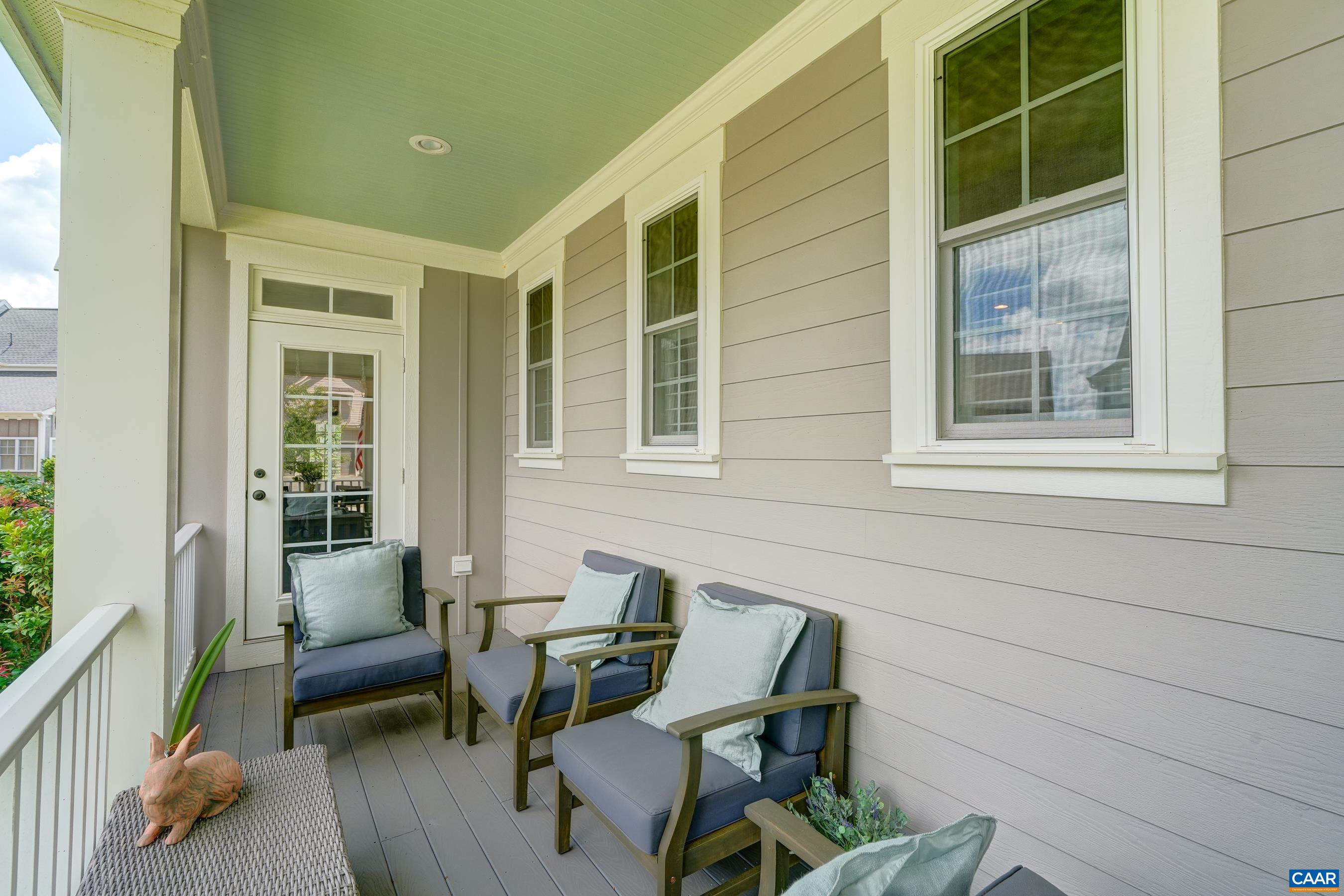 772 GOLF VIEW DR