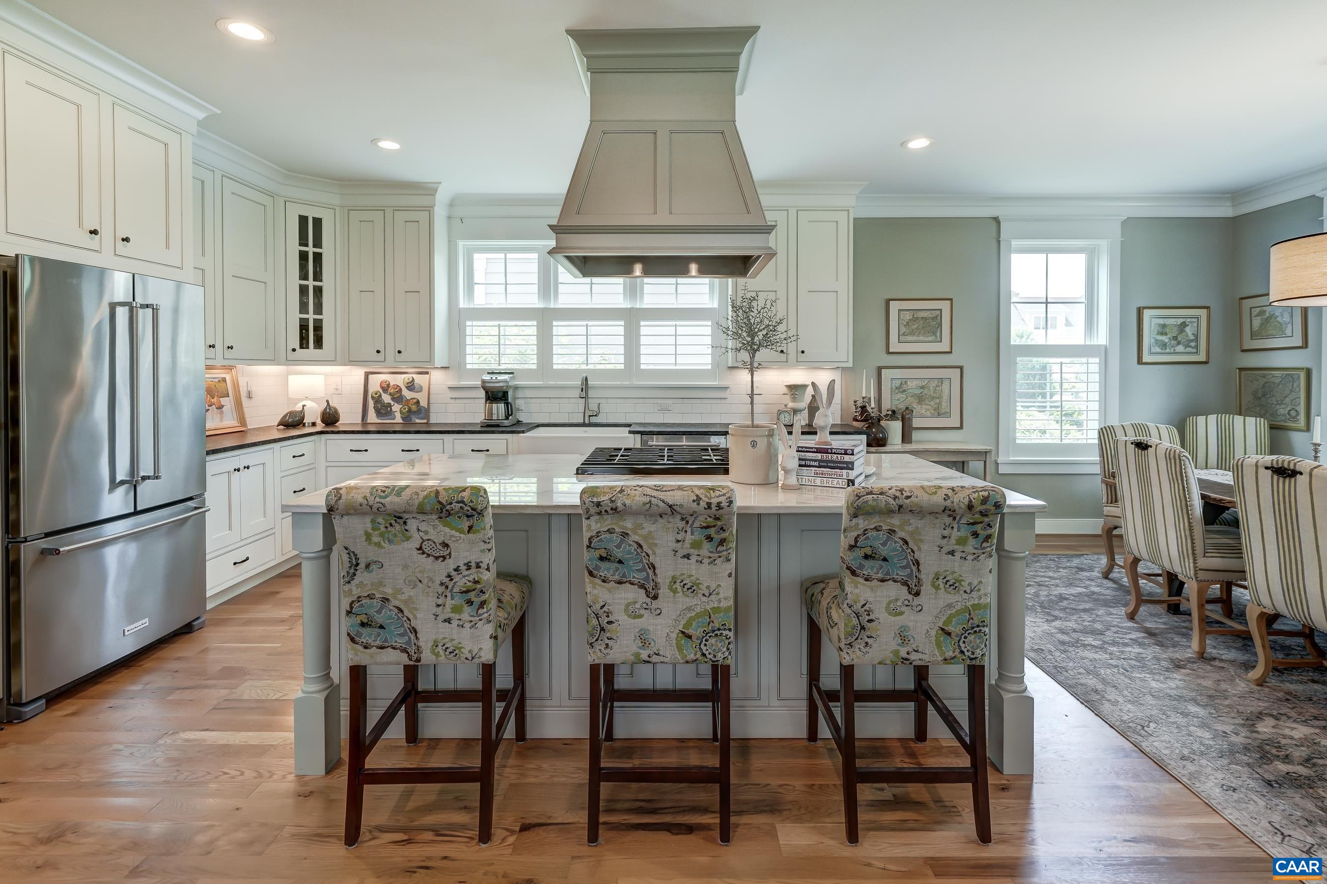 772 GOLF VIEW DR