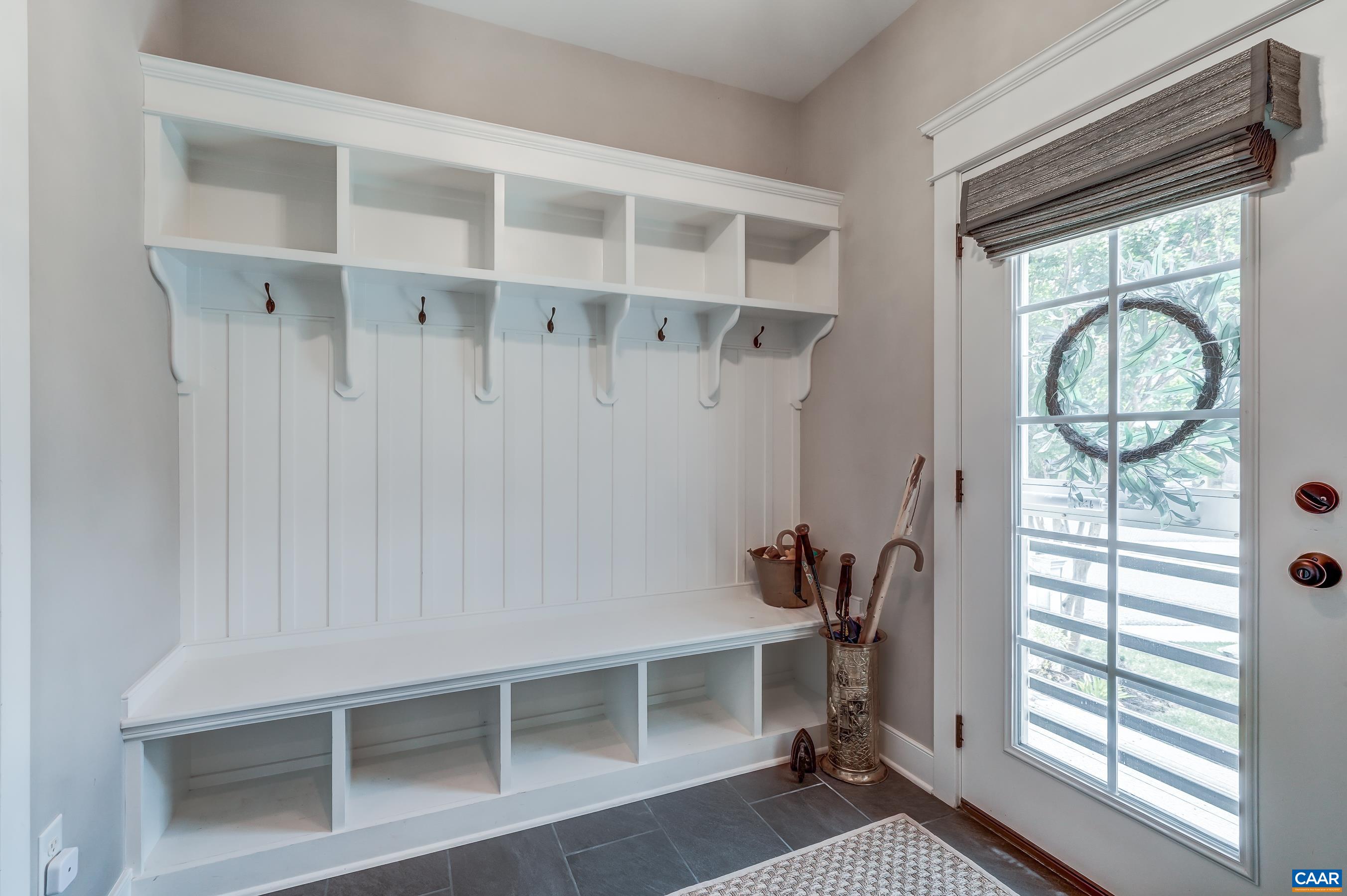 772 GOLF VIEW DR