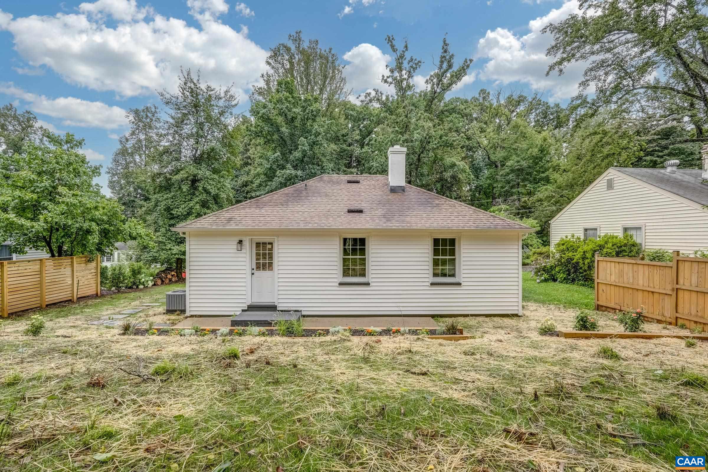 1623 MASON LN