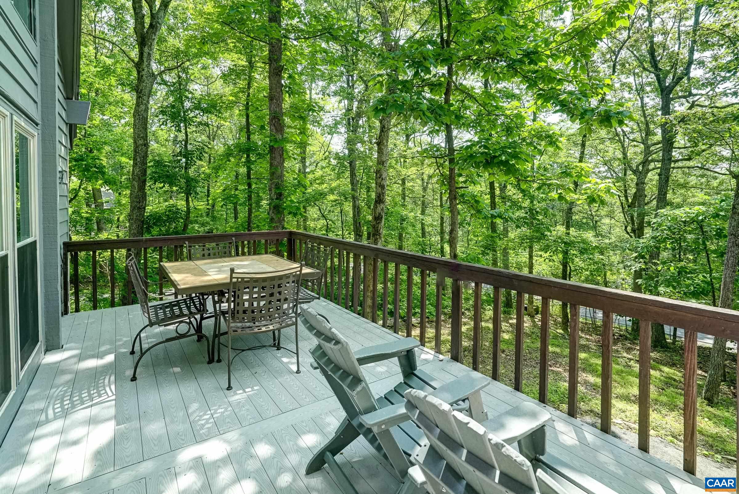 973 LAUREL SPRINGS DR