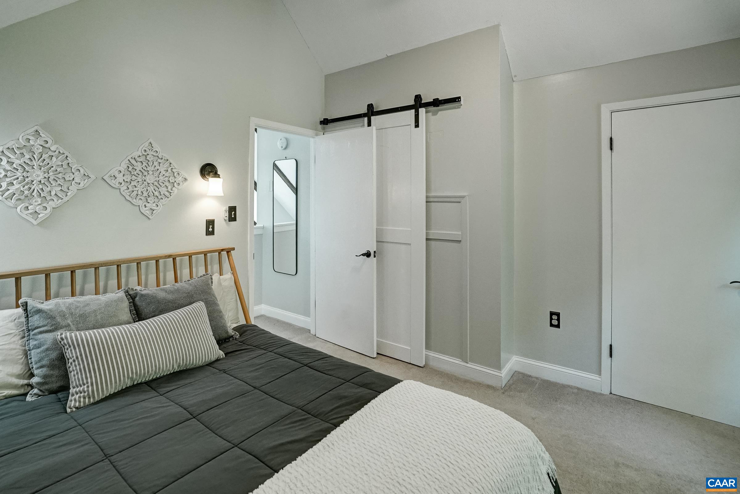 973 LAUREL SPRINGS DR