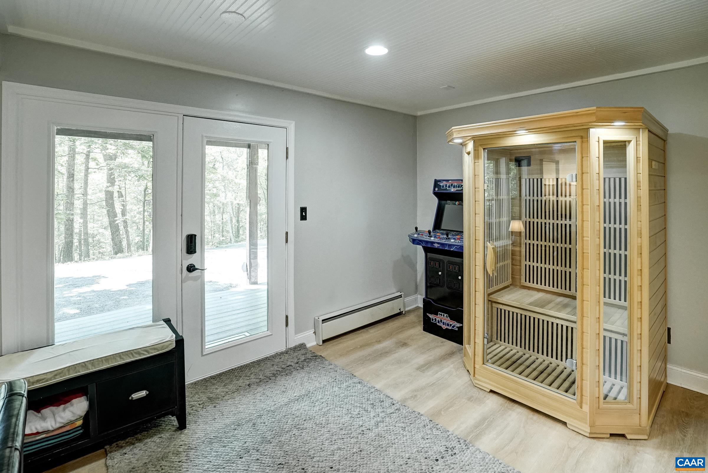 973 LAUREL SPRINGS DR