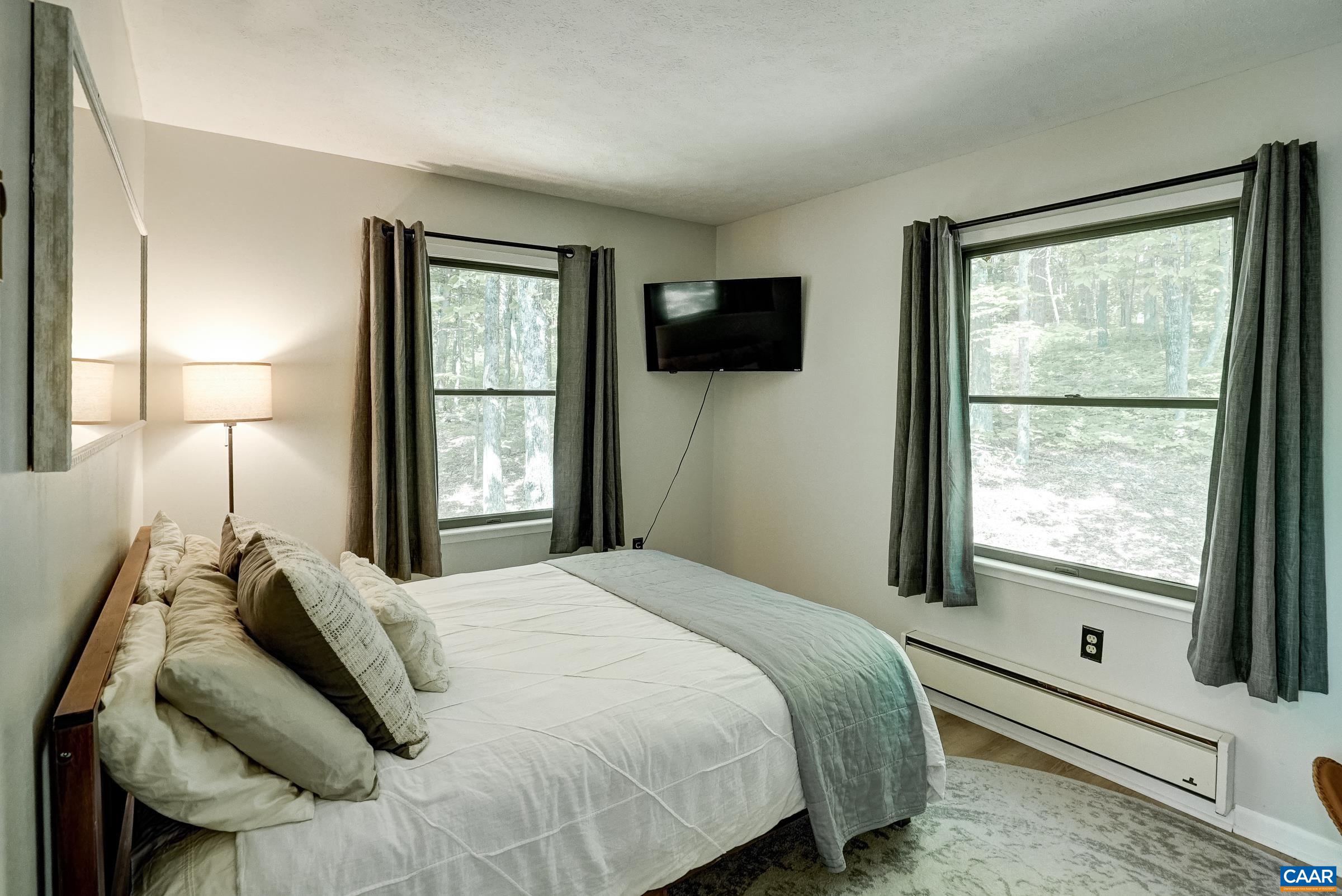 973 LAUREL SPRINGS DR