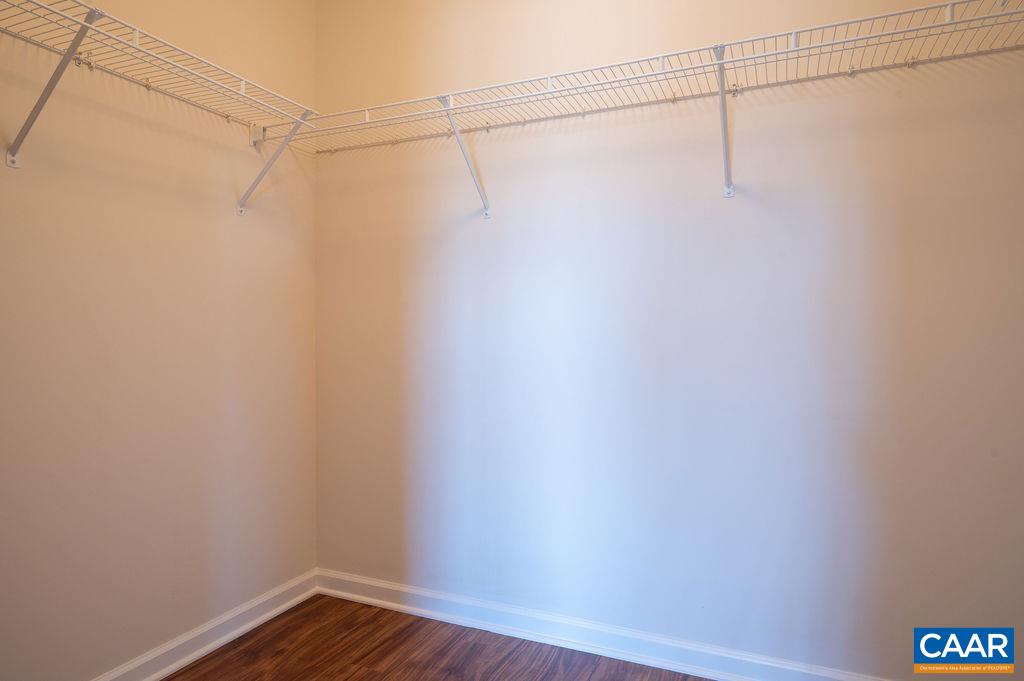 106 MELBOURNE PRK Unit: E