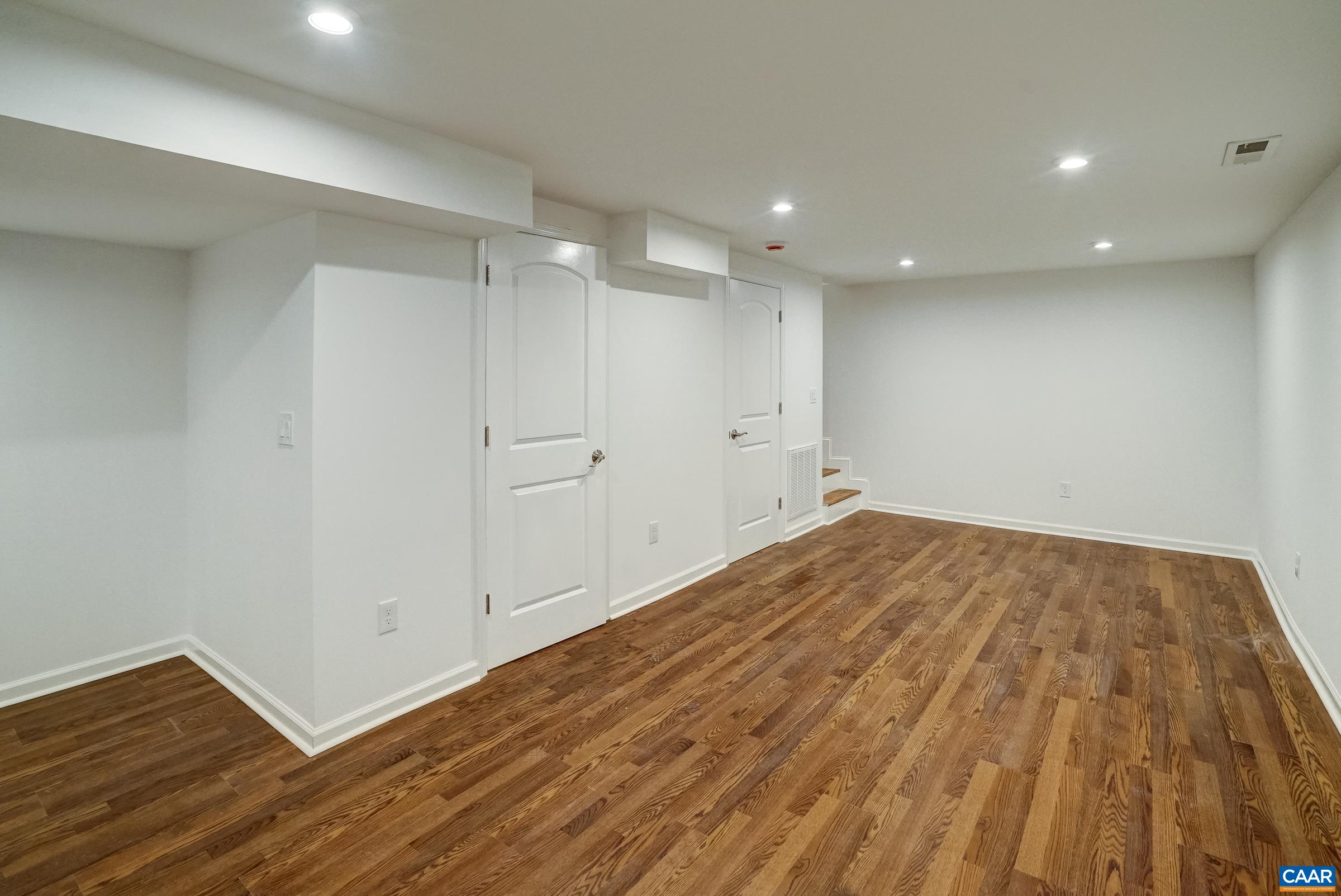 1038 SMITH RD