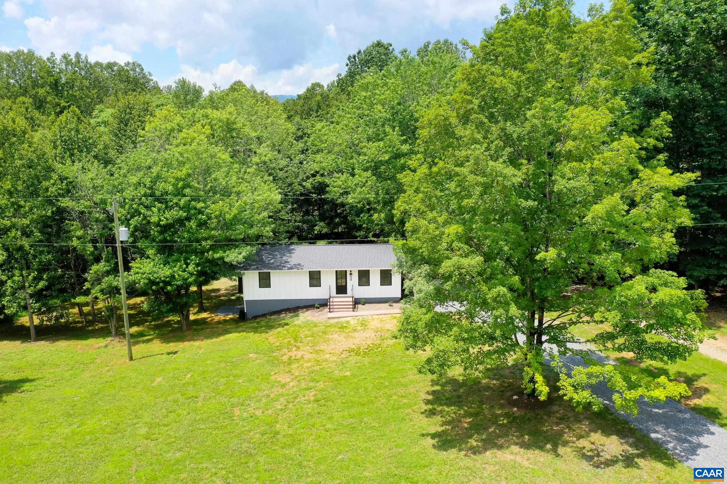 1038 SMITH RD