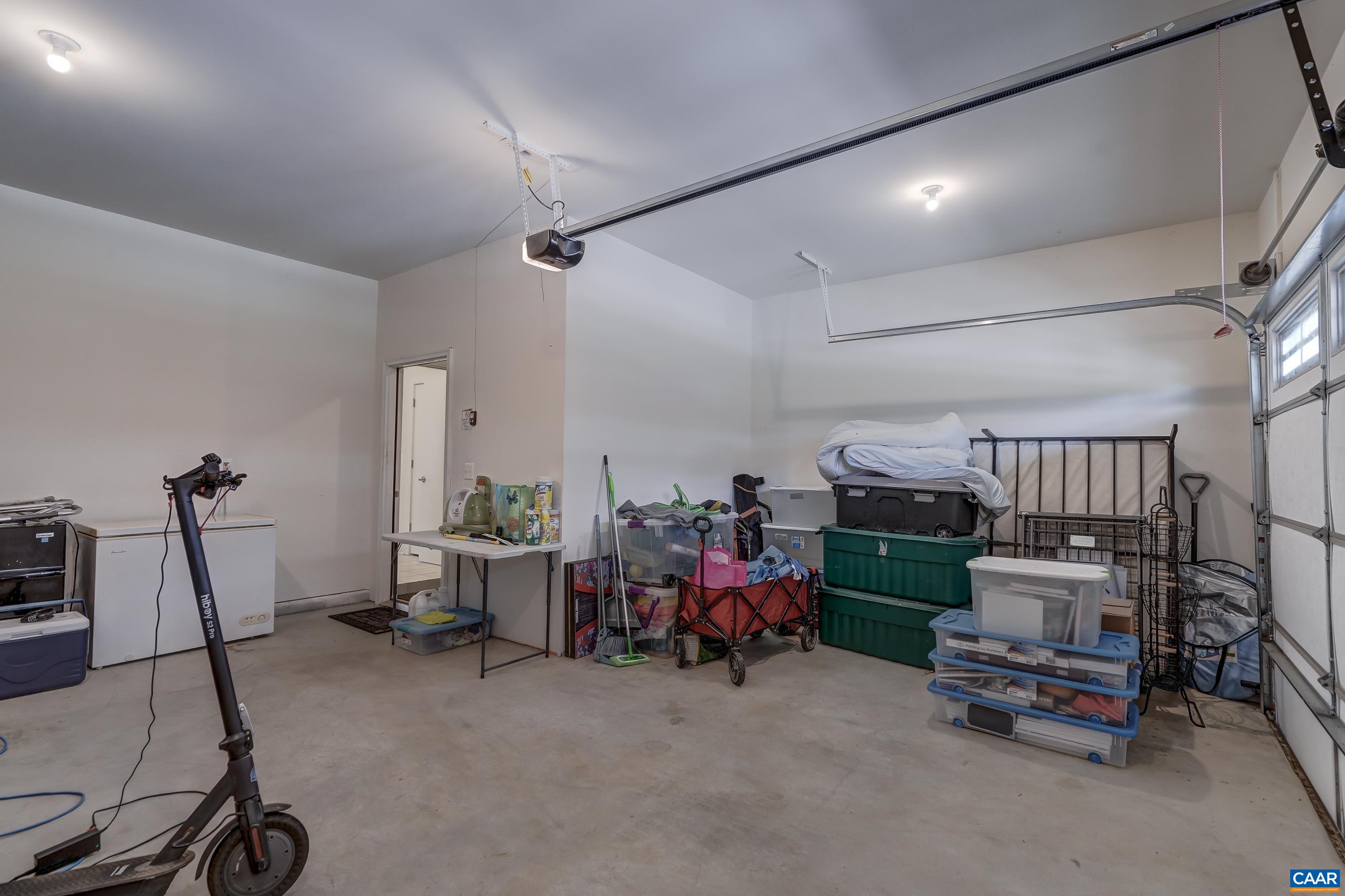 924 ORION LN