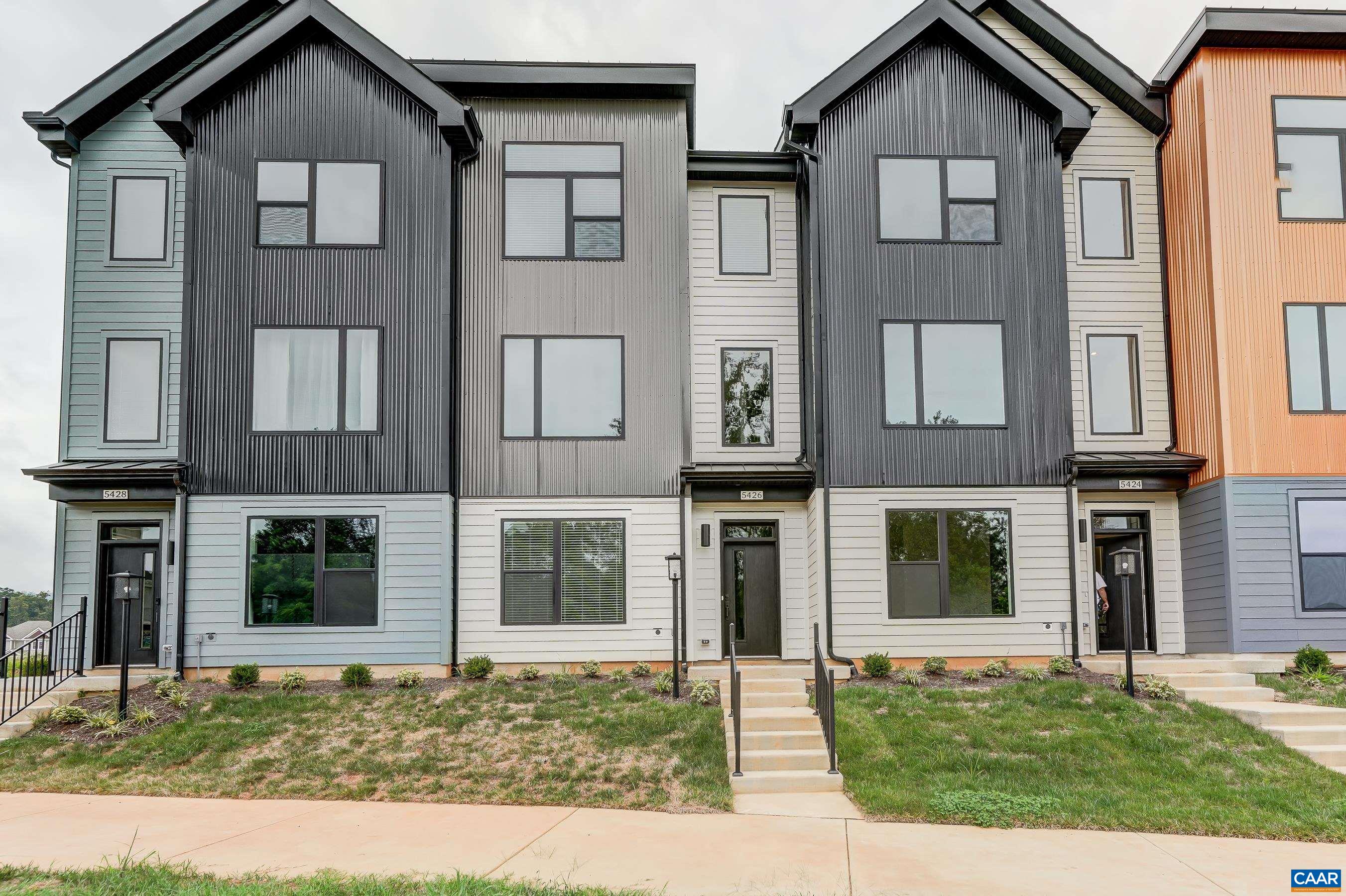 5426 GOLF DR