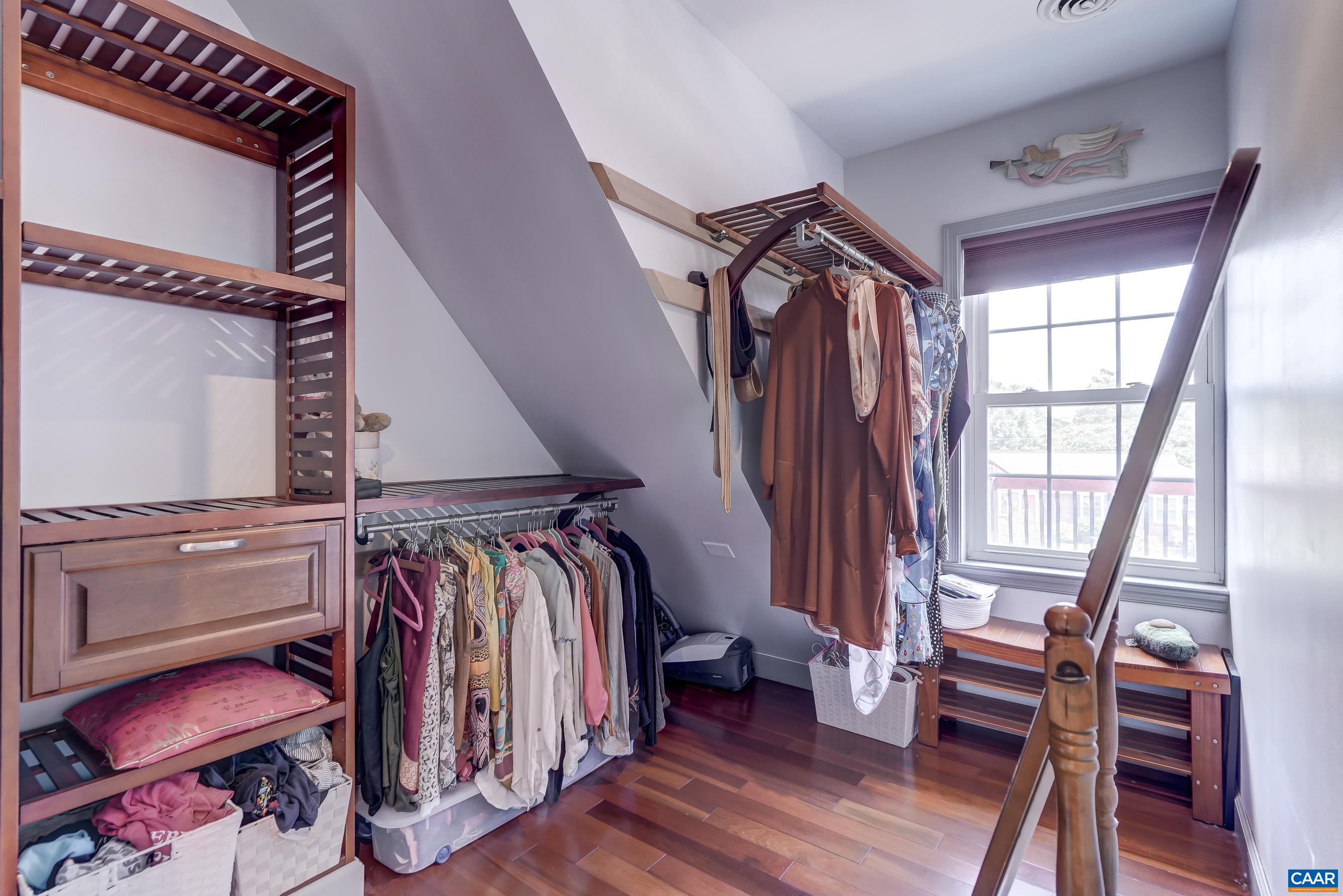 5659 SAINT GEORGE AVE