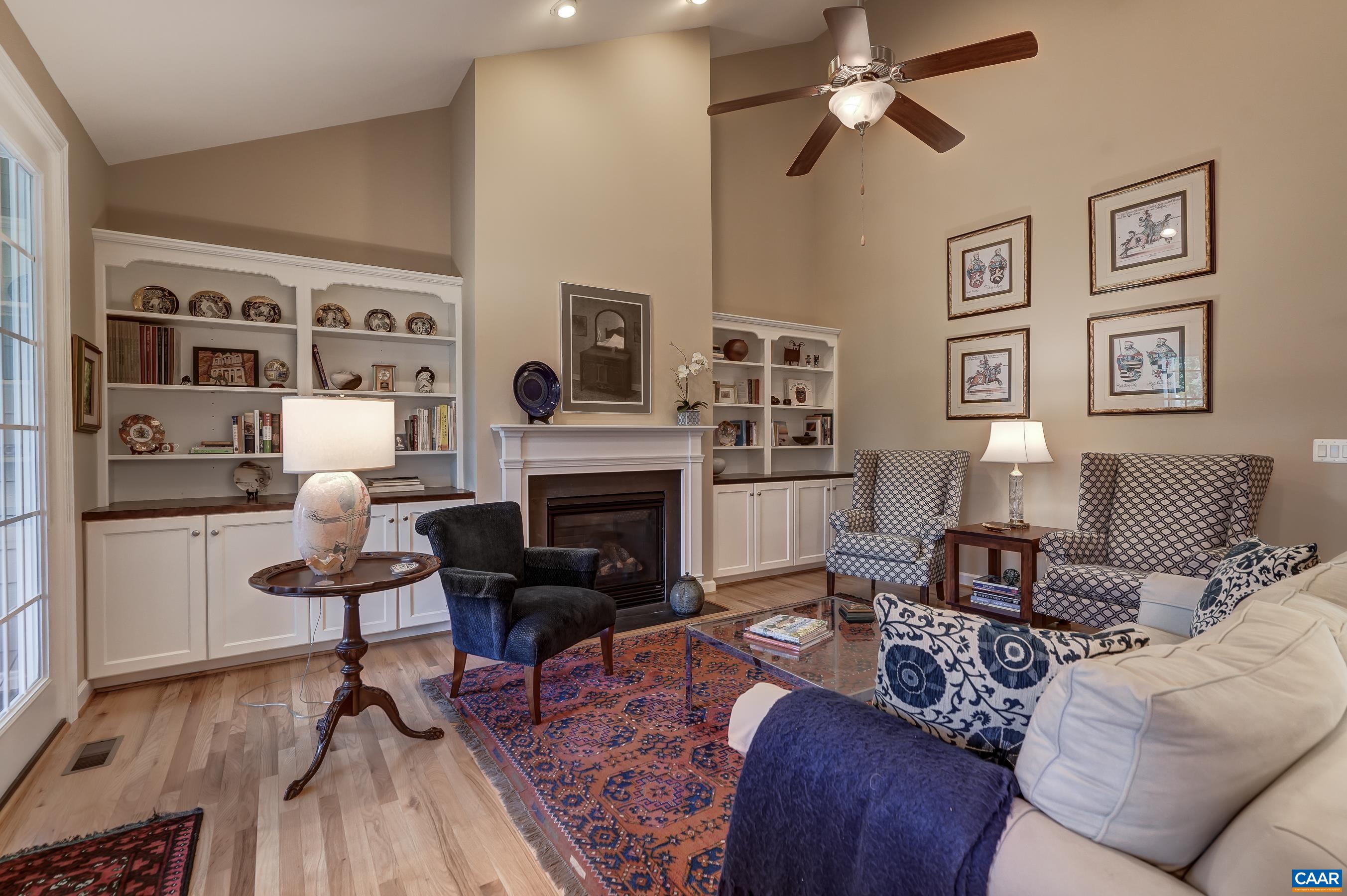 1608 SAWGRASS CT