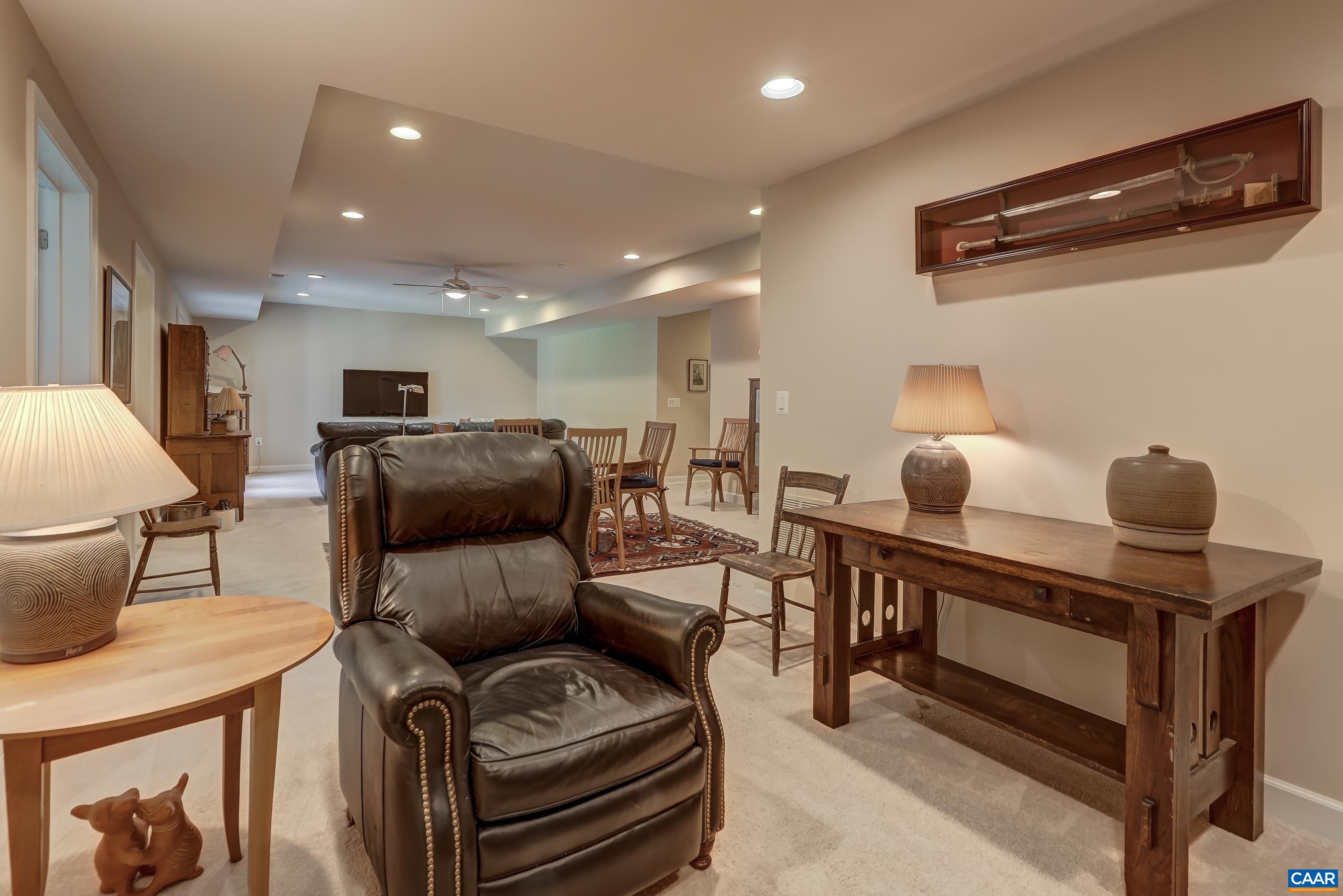 1608 SAWGRASS CT