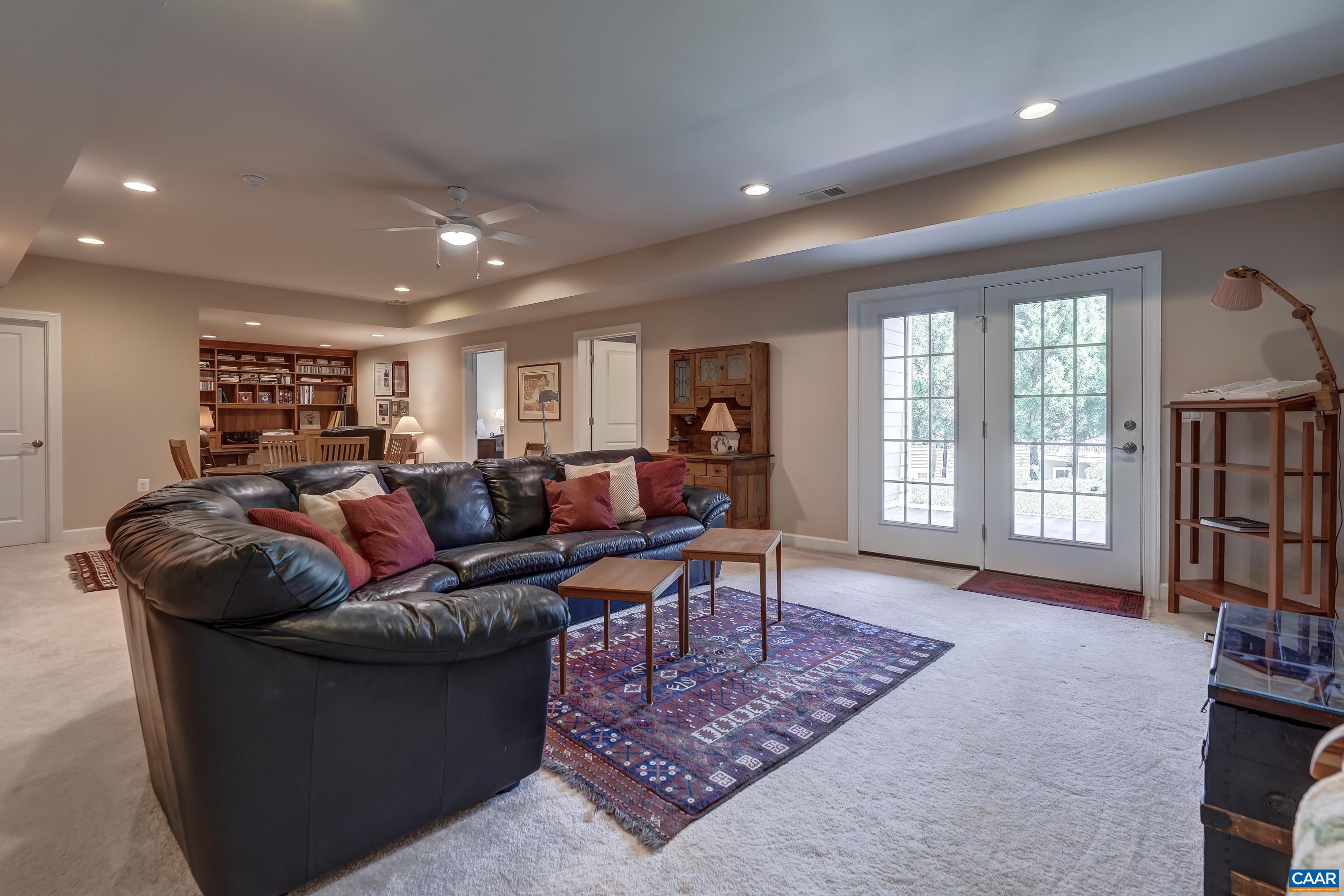 1608 SAWGRASS CT