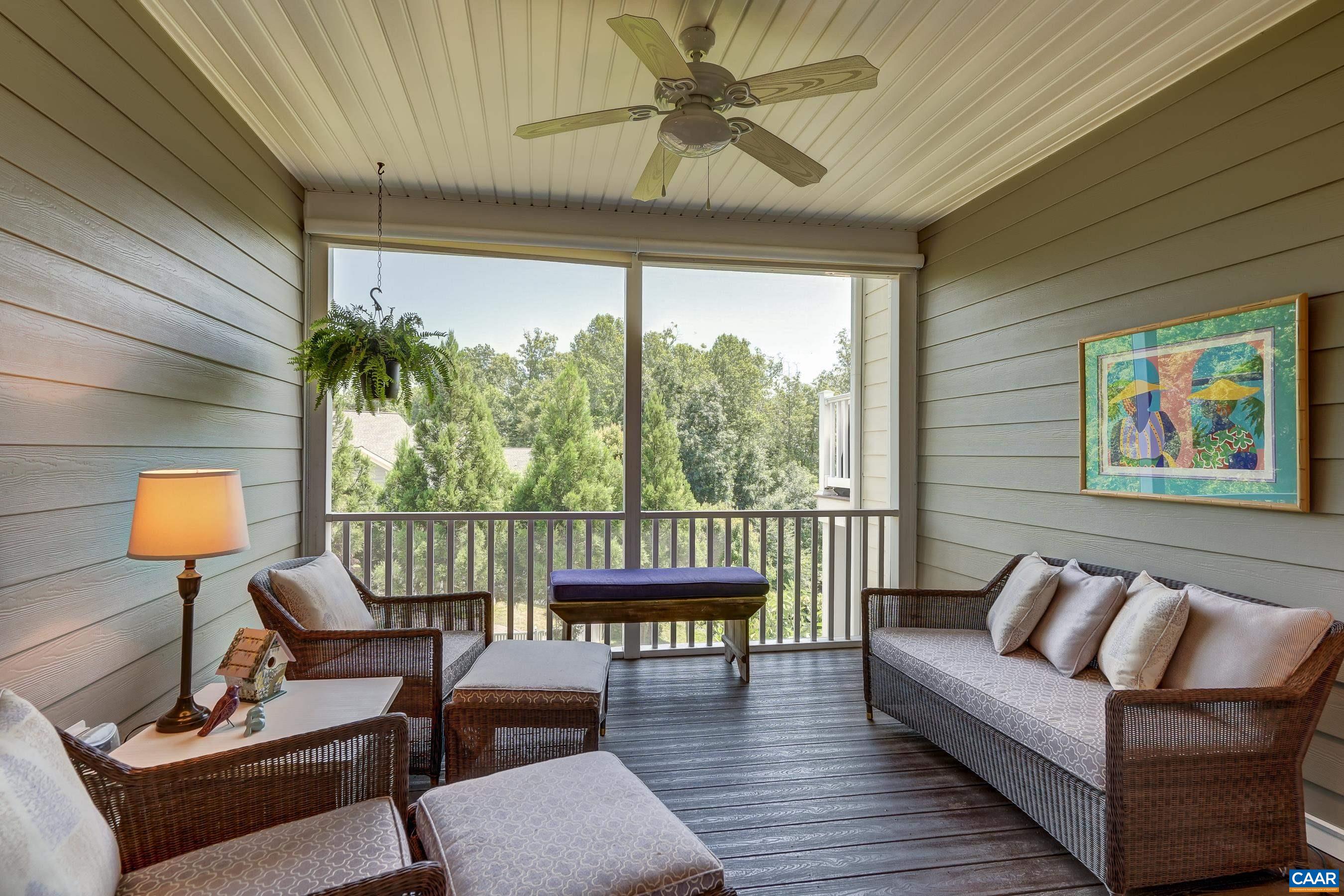 1608 SAWGRASS CT
