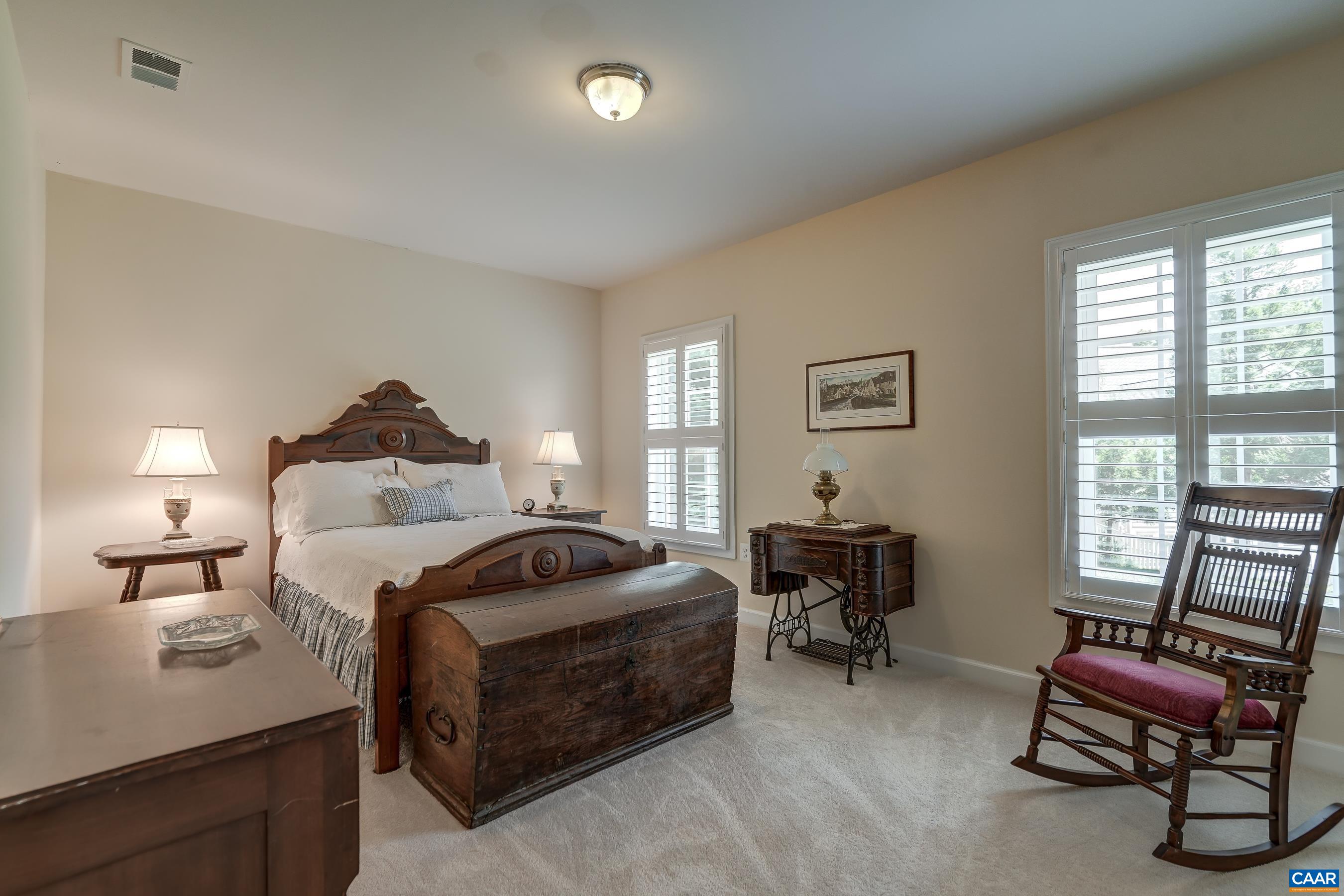 1608 SAWGRASS CT