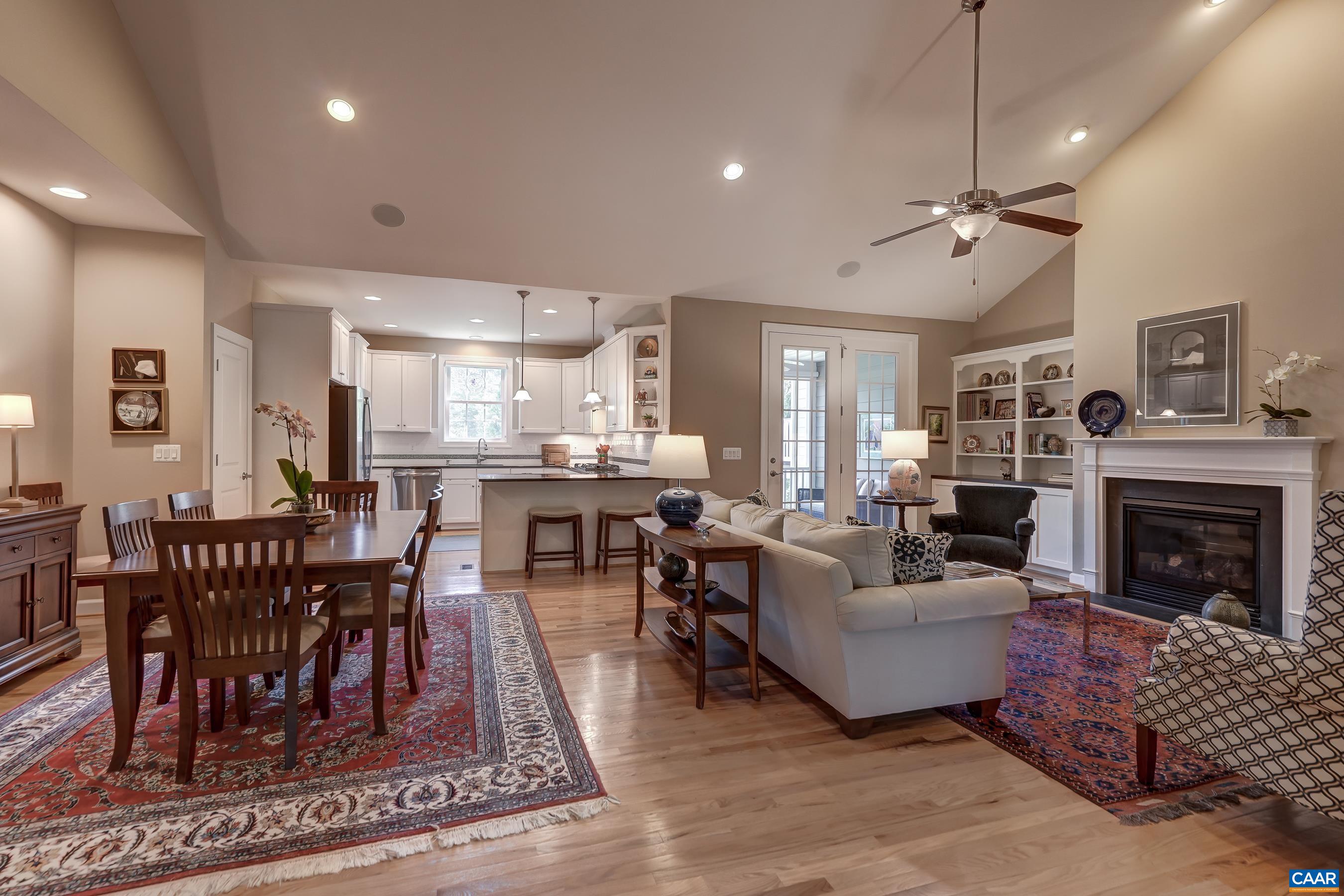 1608 SAWGRASS CT