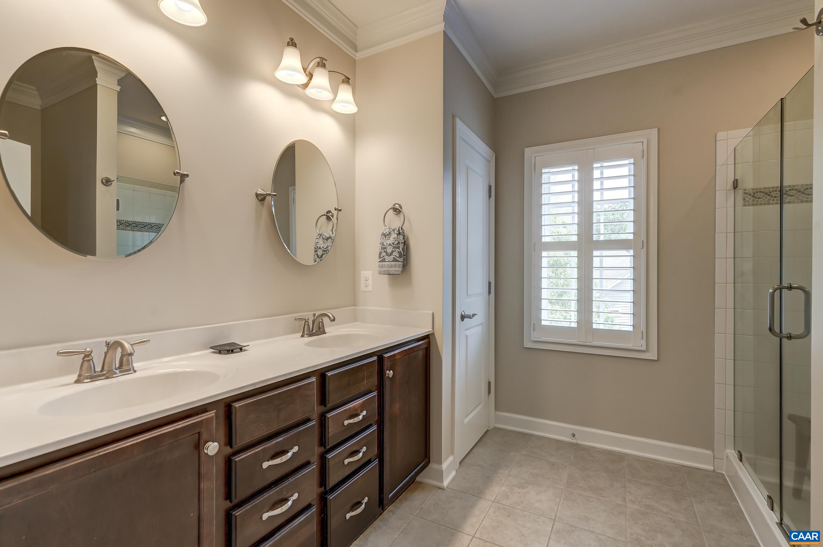 1608 SAWGRASS CT