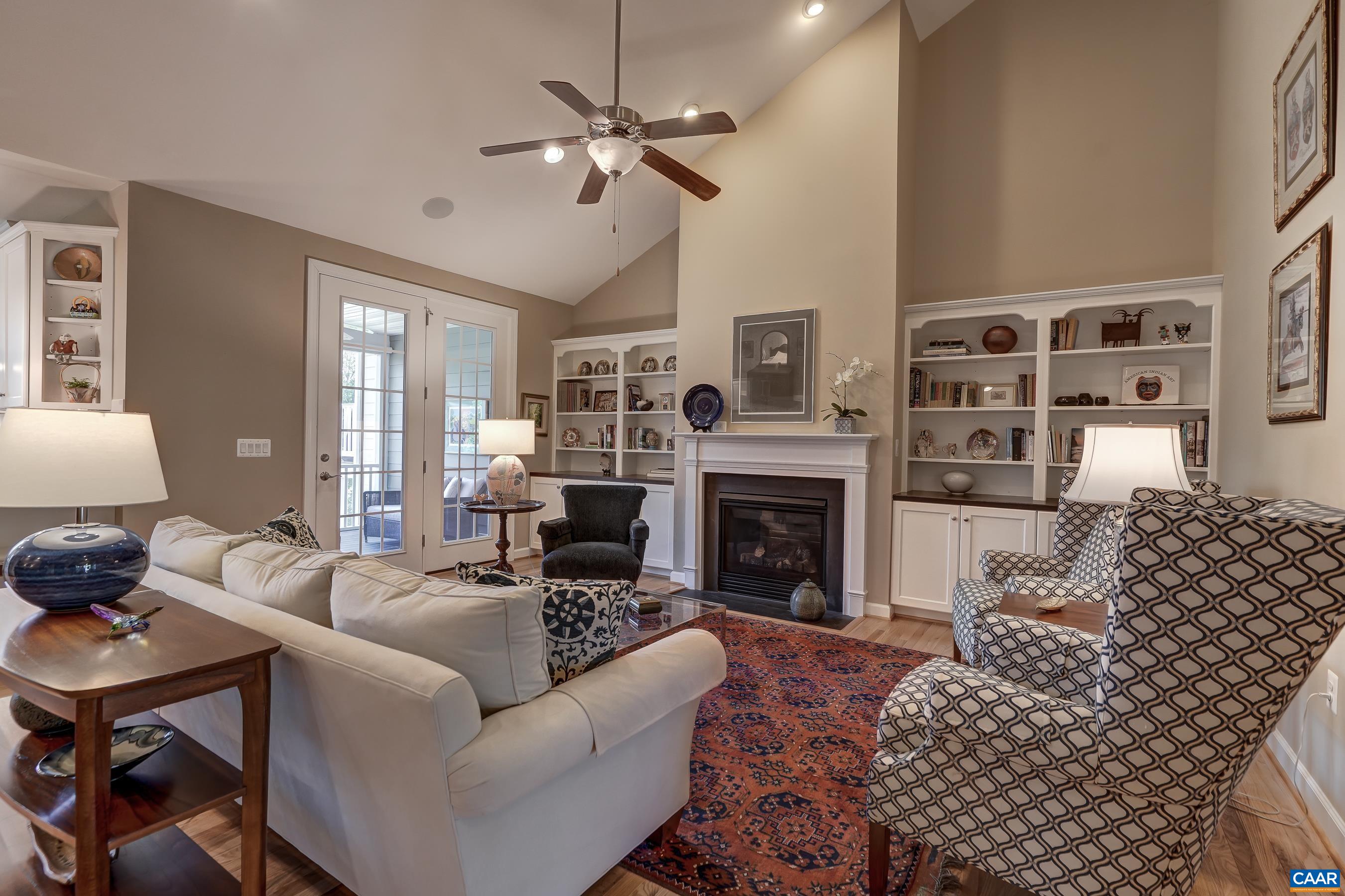 1608 SAWGRASS CT