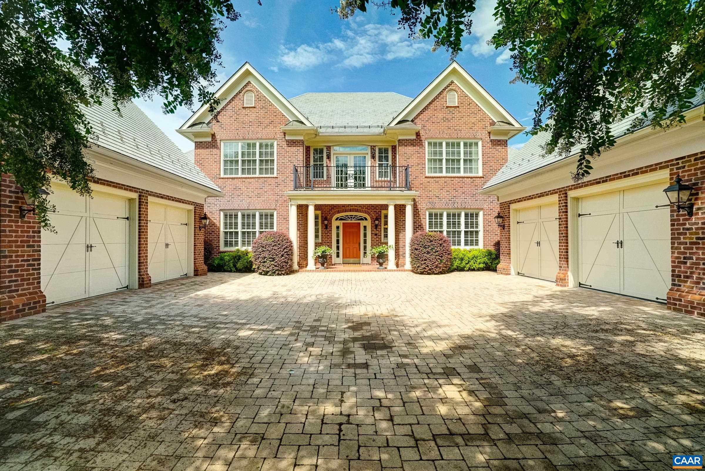 1477 KINROSS LN