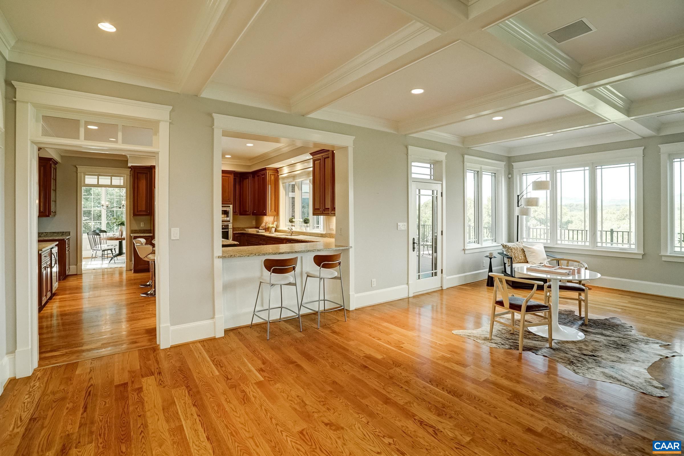 1477 KINROSS LN