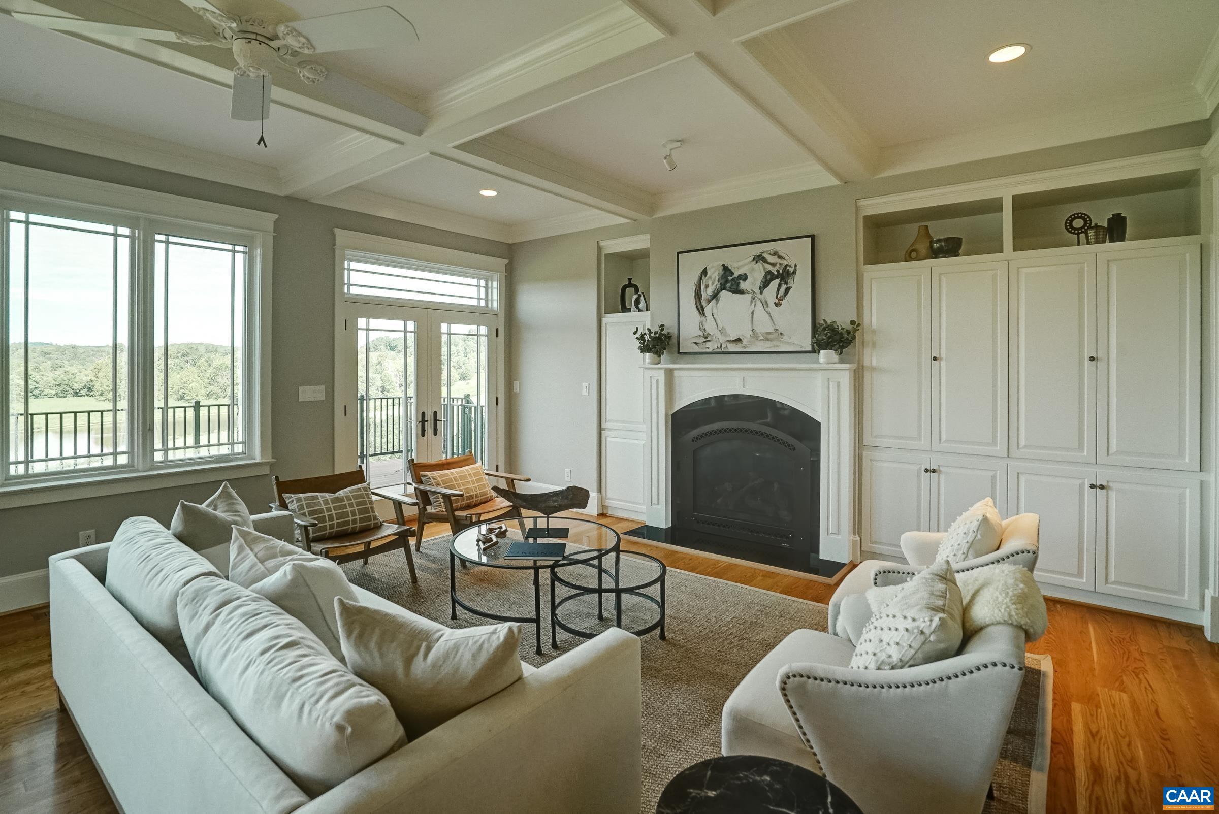 1477 KINROSS LN